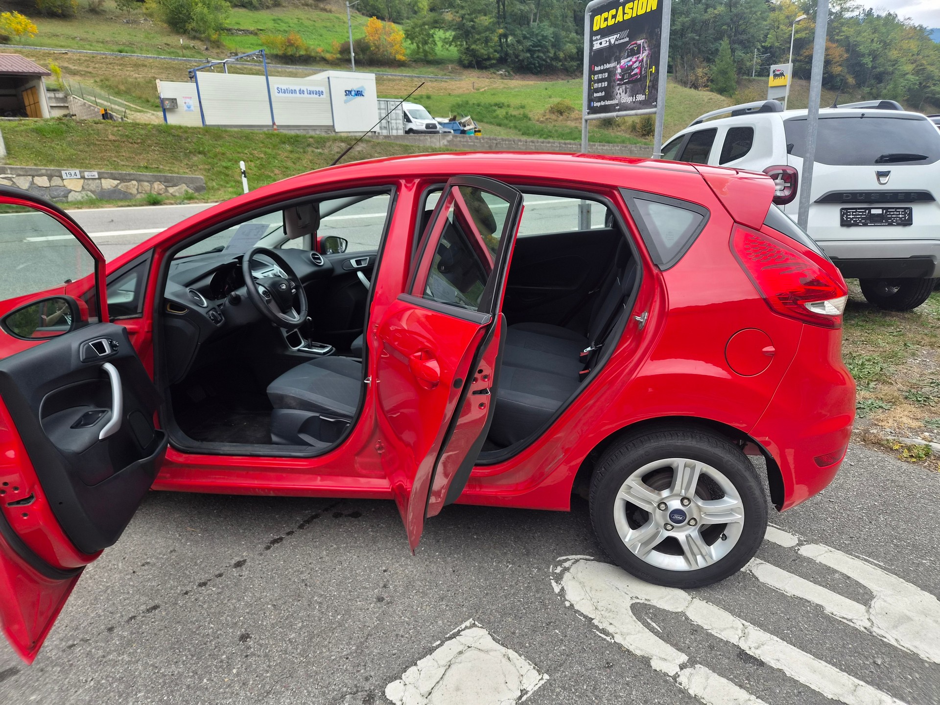 FORD Fiesta 1.4 16V Automatic-image-5