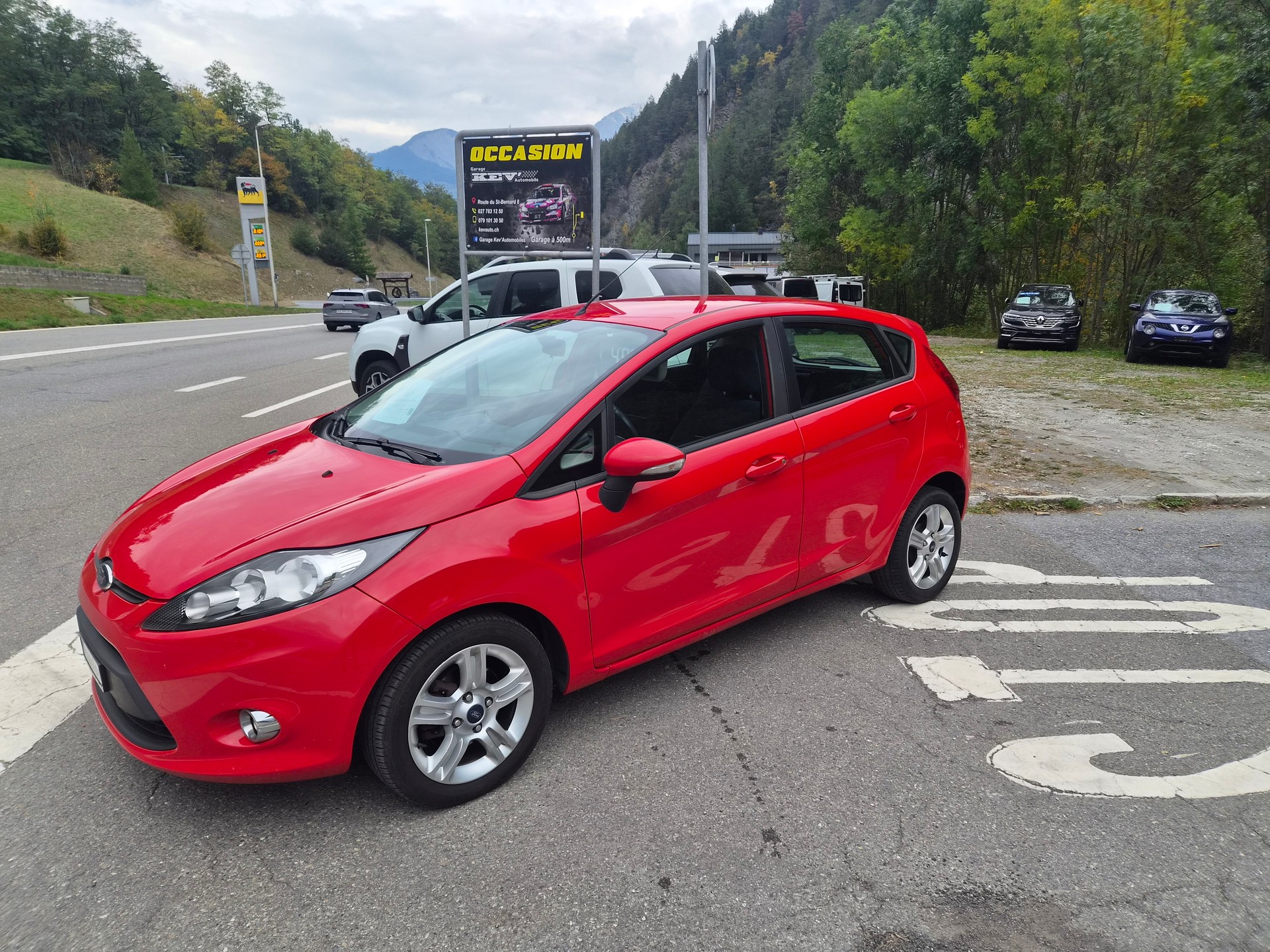 FORD Fiesta 1.4 16V Automatic-image-2