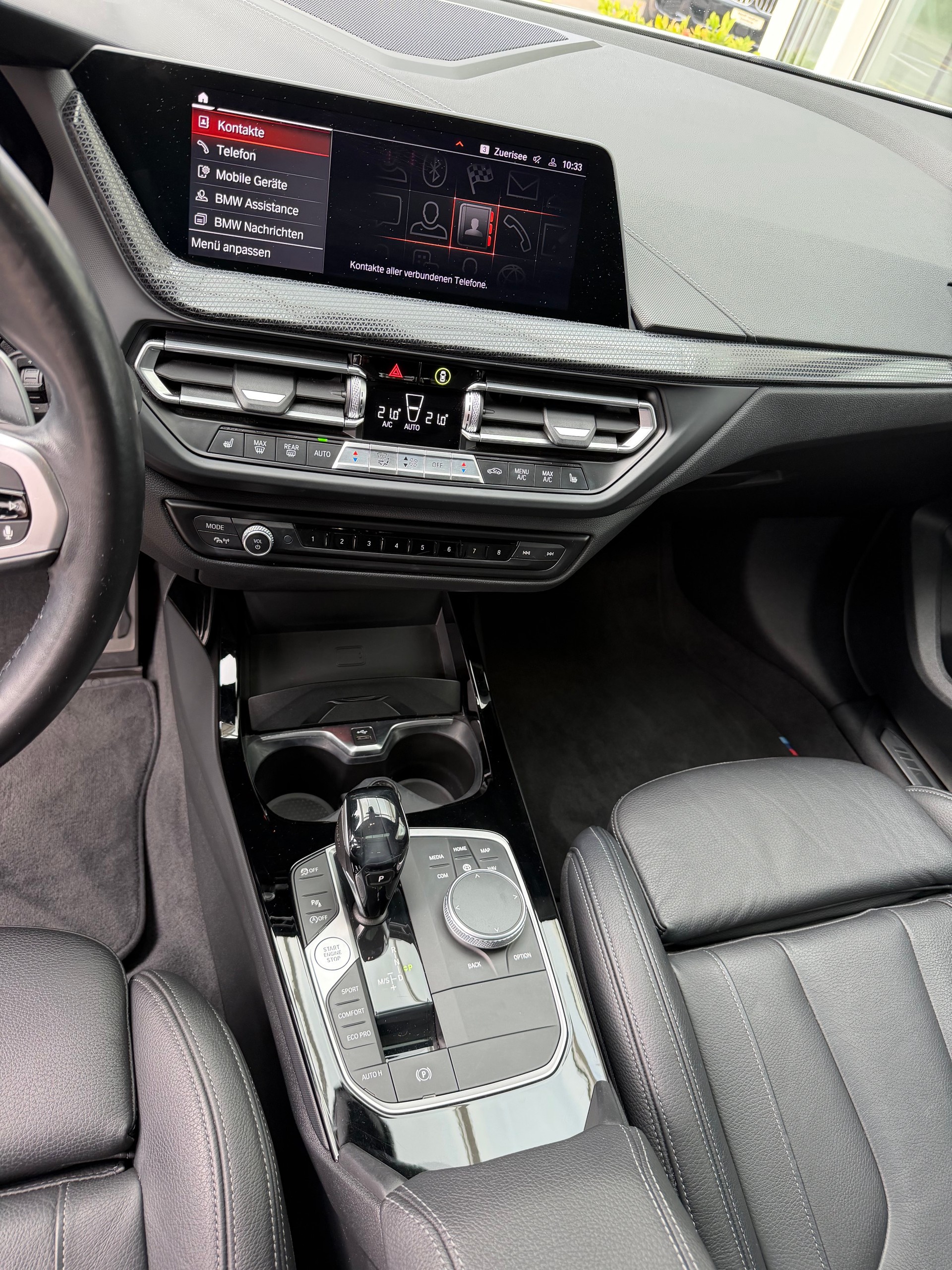 BMW M135i xDrive Steptronic-image-11