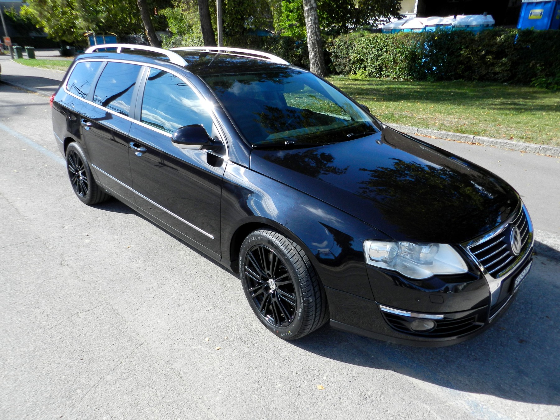 VW Passat Variant 3.2 V6 FSI Highline 4Motion-image-4