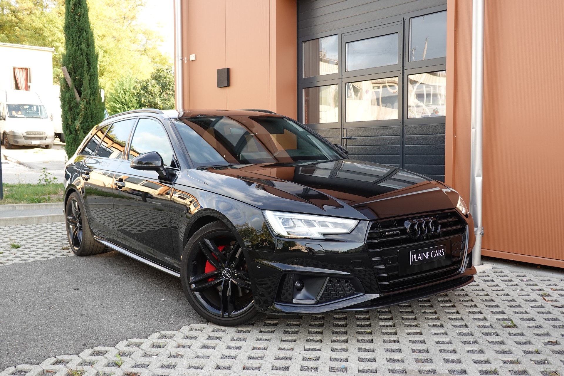 AUDI A4 Avant 40 TDI Sport quattro "* CH Auto * Service Audi * Toit Ouvrant * Head-Up Display * Attelage * Cuir * Son Bang&Olufsen *"-image-5