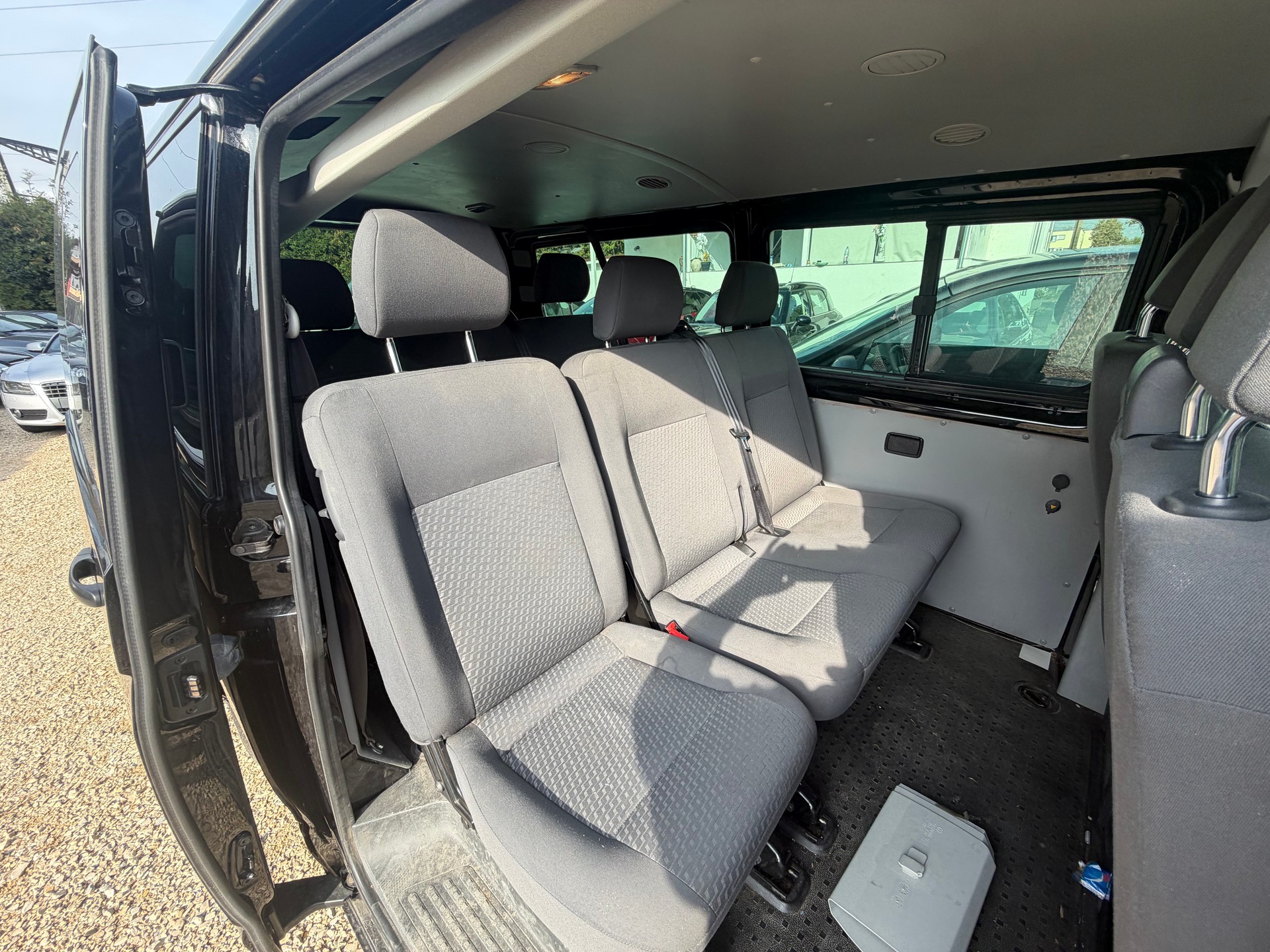VW T5 2.0 Bi-TDI BMT DSG-image-8