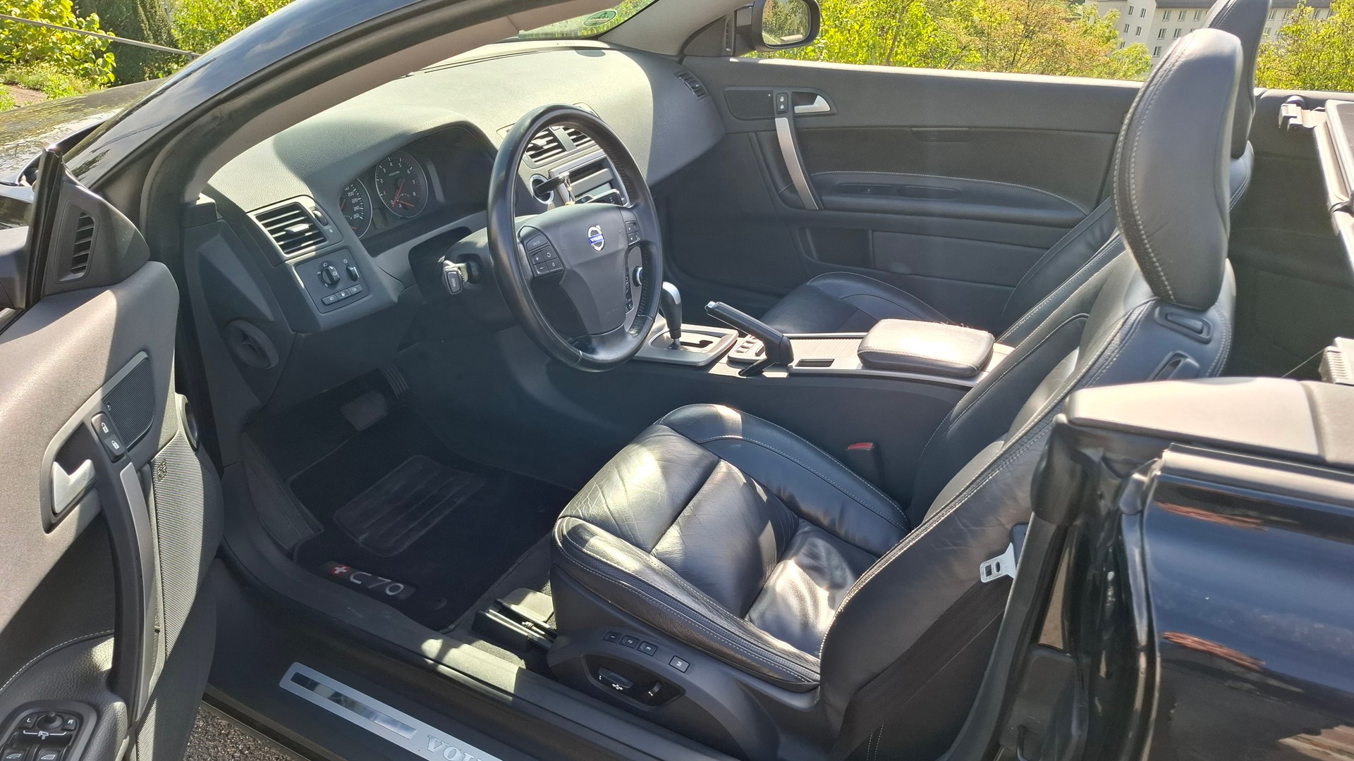 VOLVO 2.4i 20V 170 Summum-image-3