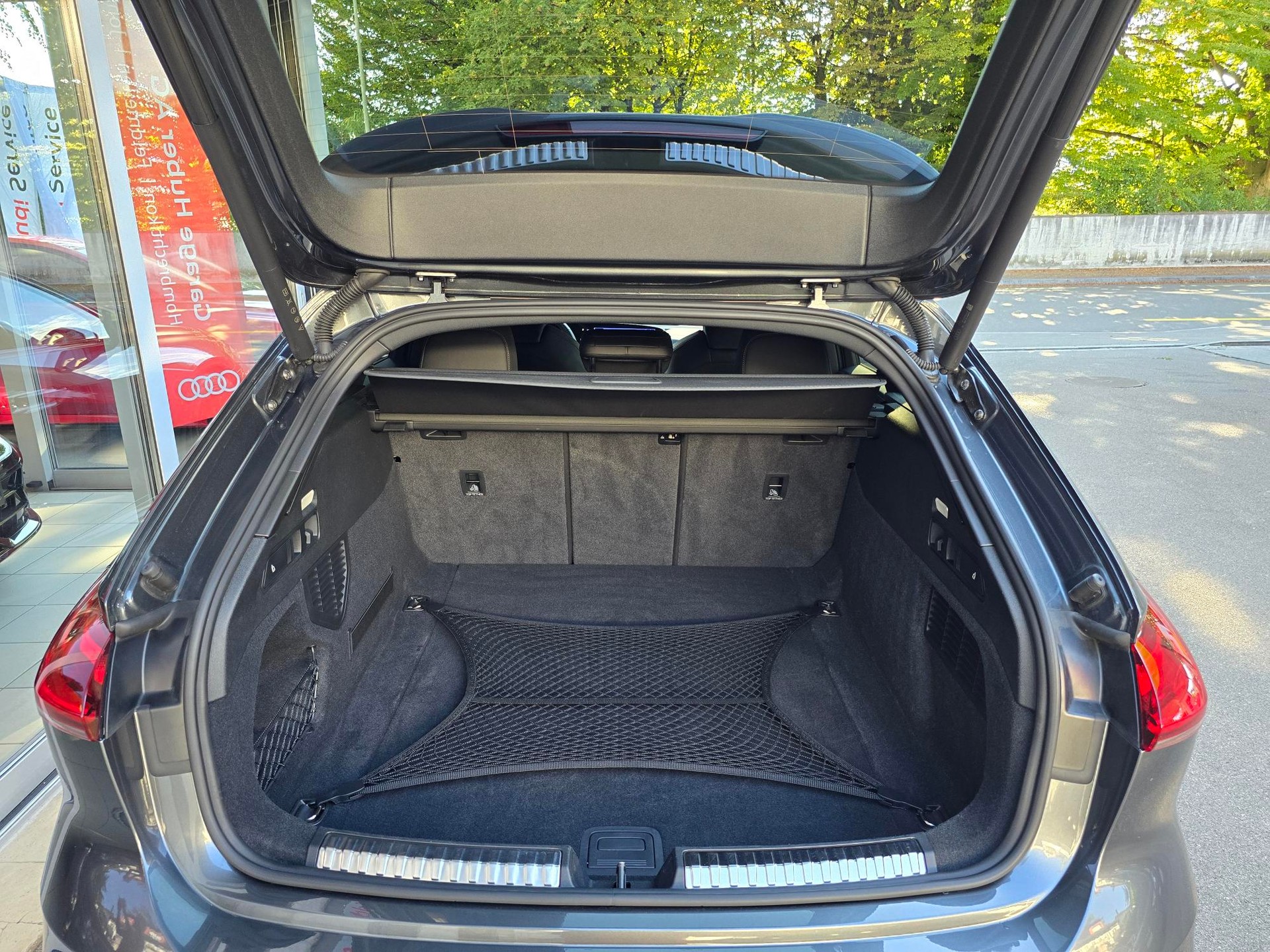 AUDI A5 Avant TFSI quattro 150 kW S tronic-image-9