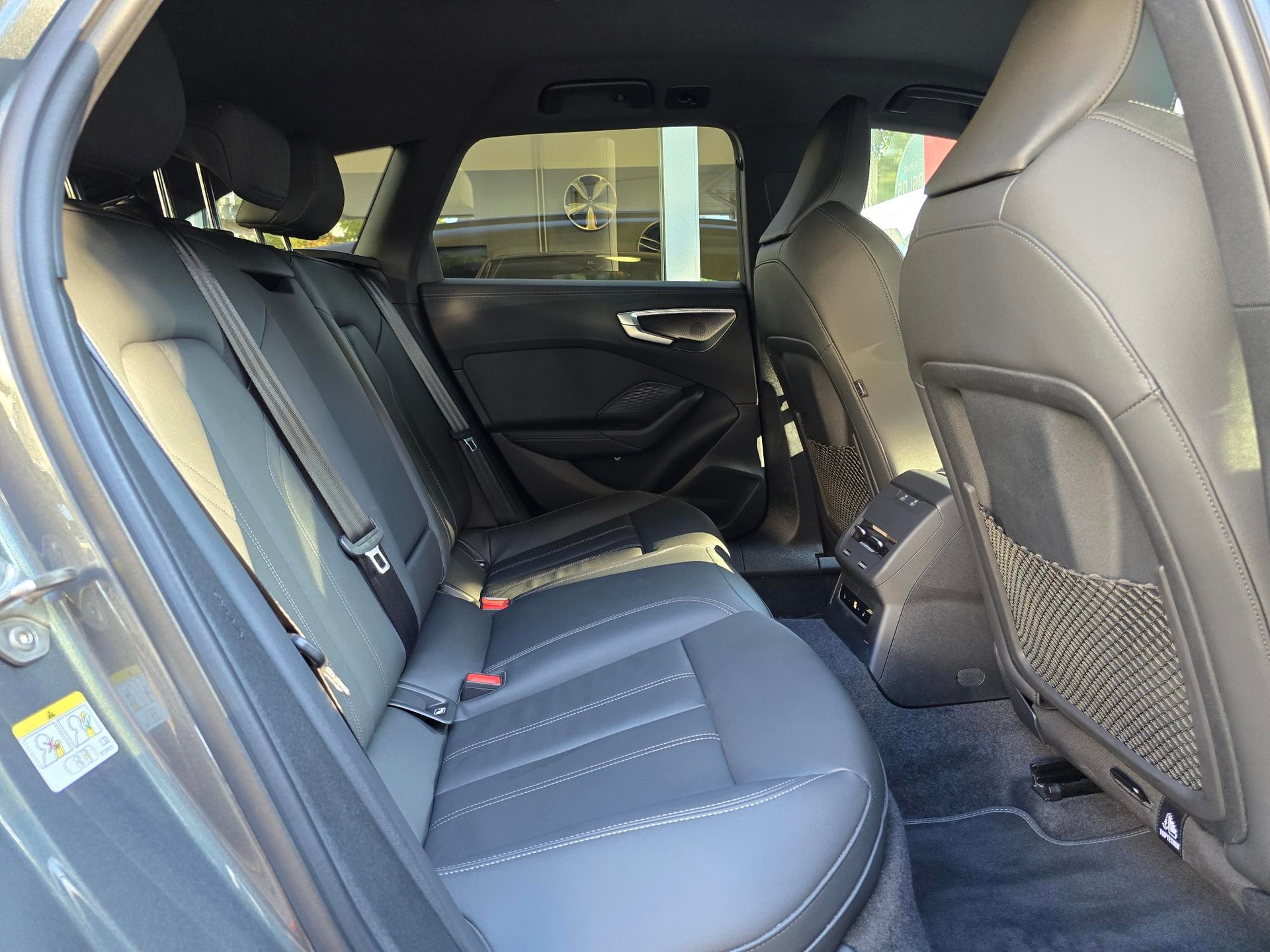 AUDI A5 Avant TFSI quattro 150 kW S tronic-image-8