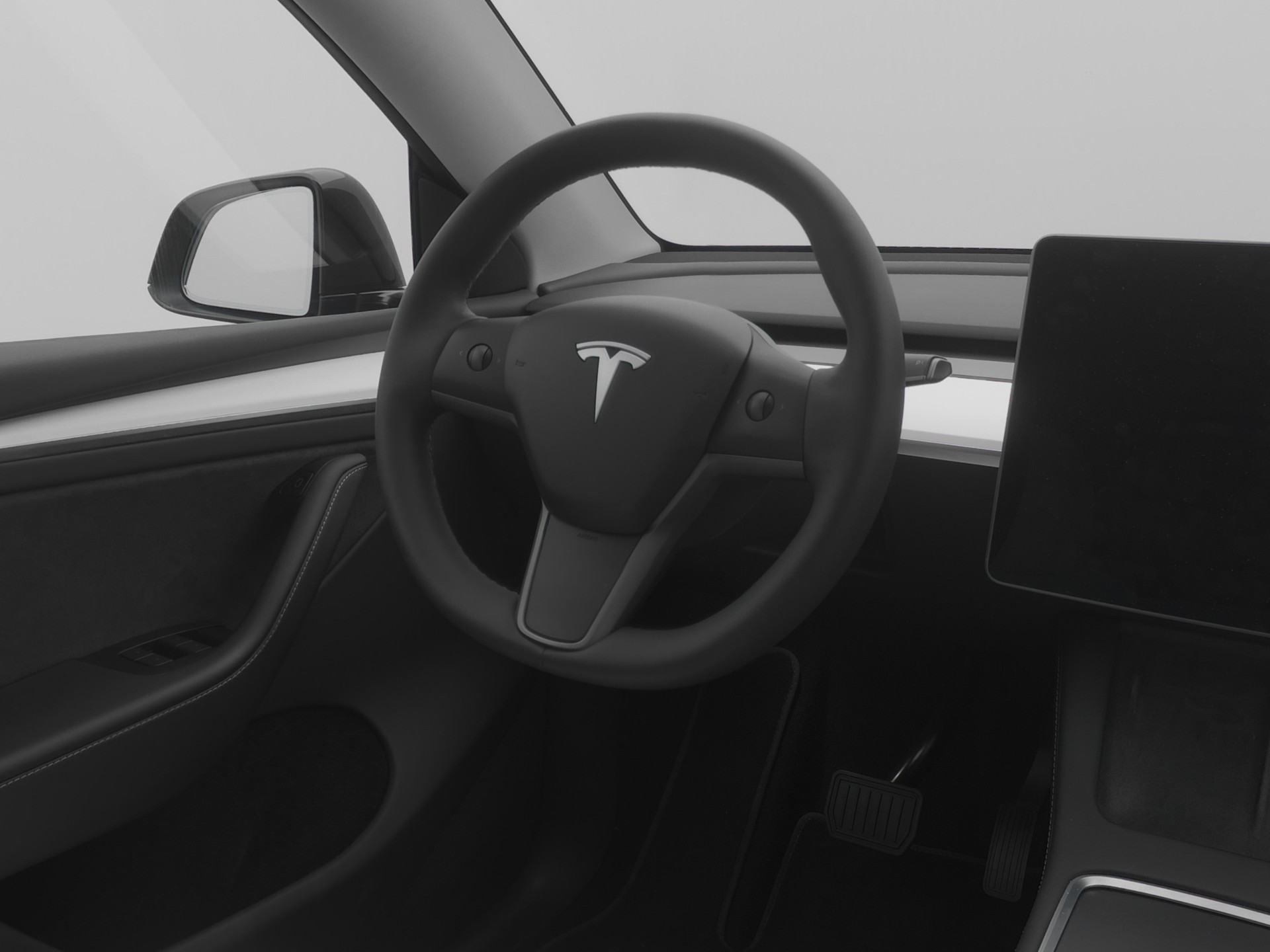 TESLA Model Y Long Range All-Wheel Drive-image-7