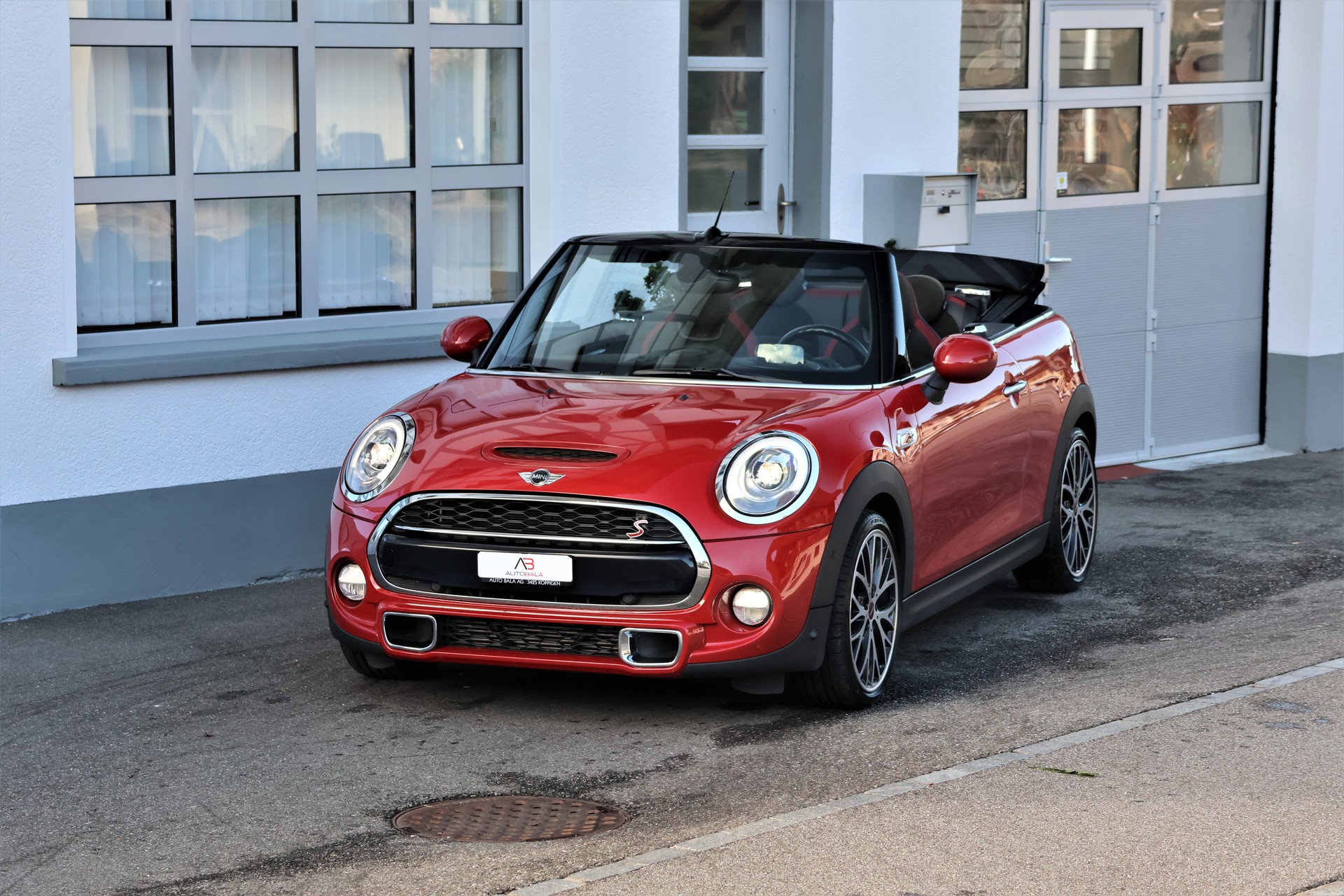 MINI Cooper S Cabriolet Steptronic (CH)-image-8