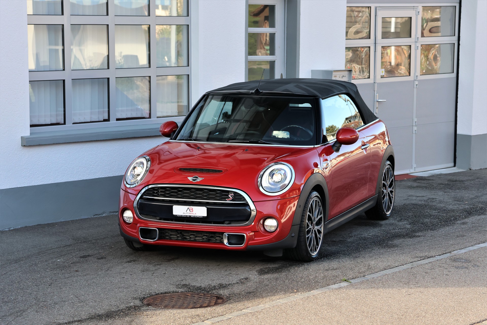 MINI Cooper S Cabriolet Steptronic (CH)