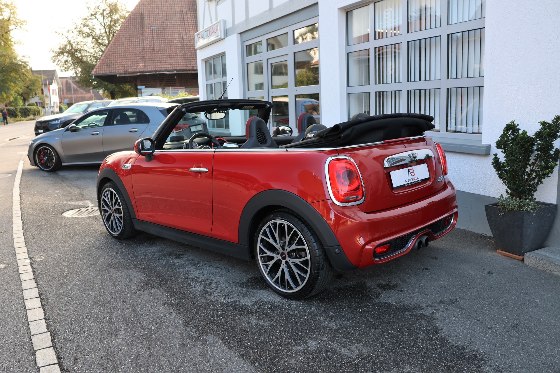 MINI Cooper S Cabriolet Steptronic (CH)-image-13
