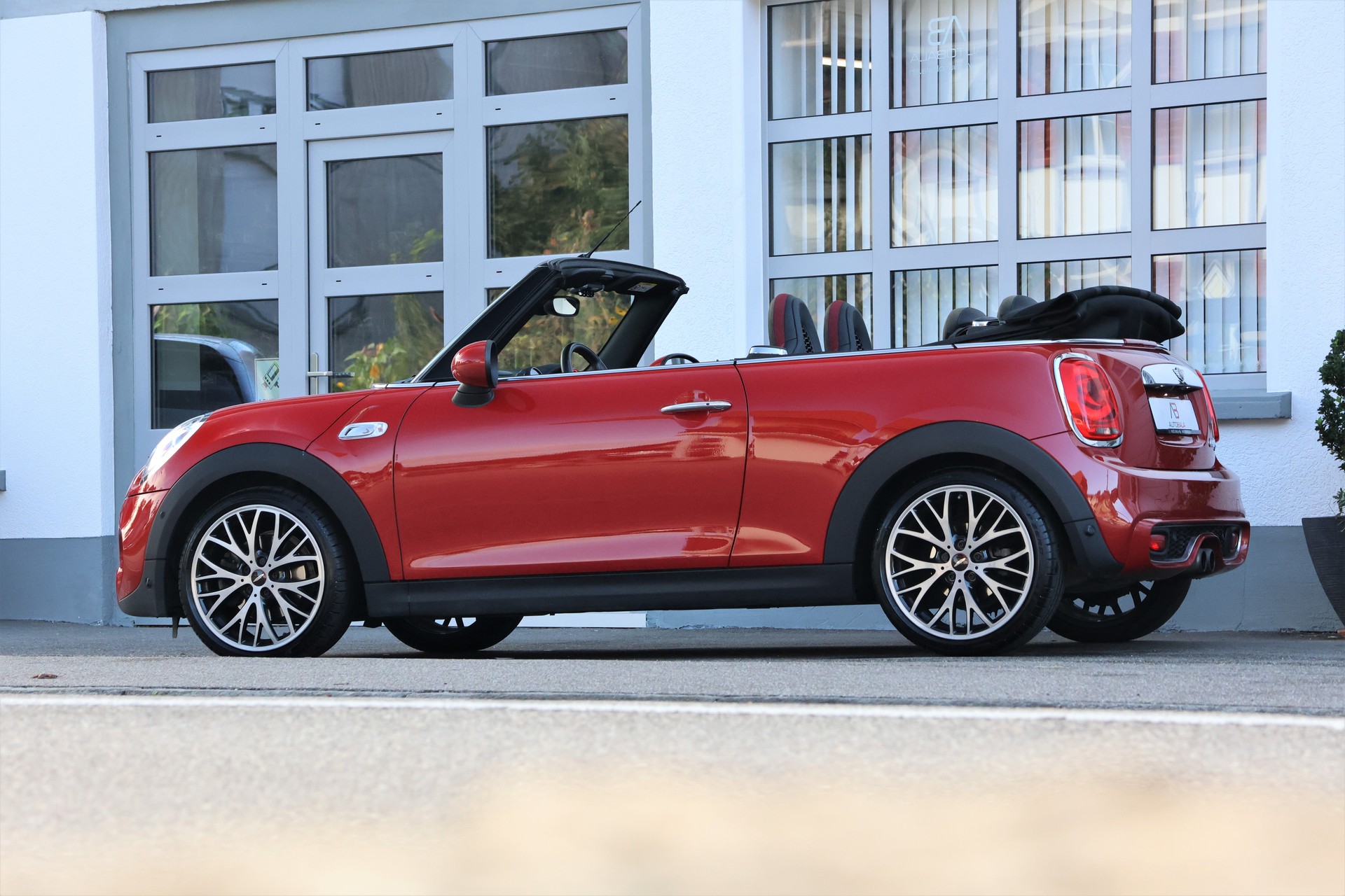 MINI Cooper S Cabriolet Steptronic (CH)-image-10