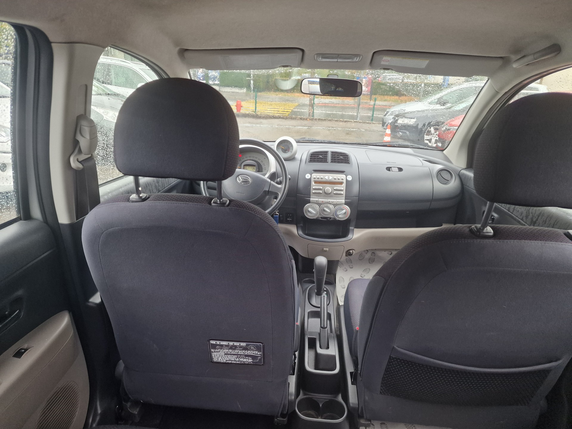 DAIHATSU Sirion 1.3 automatique-image-9