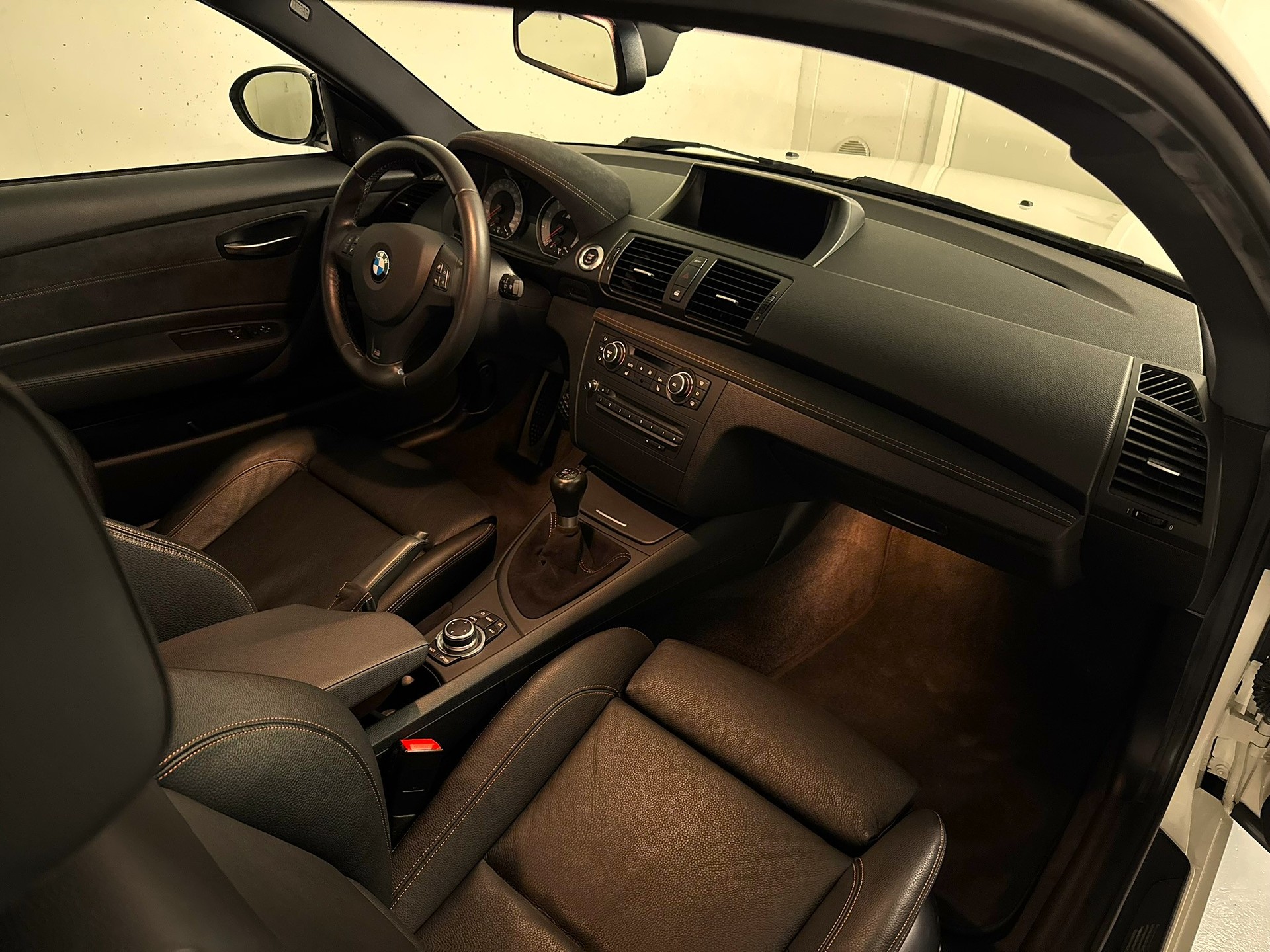 BMW 1er M Coupé-image-9