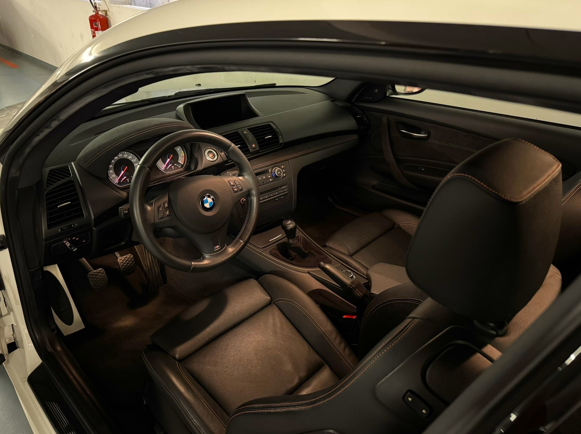 BMW 1er M Coupé-image-8