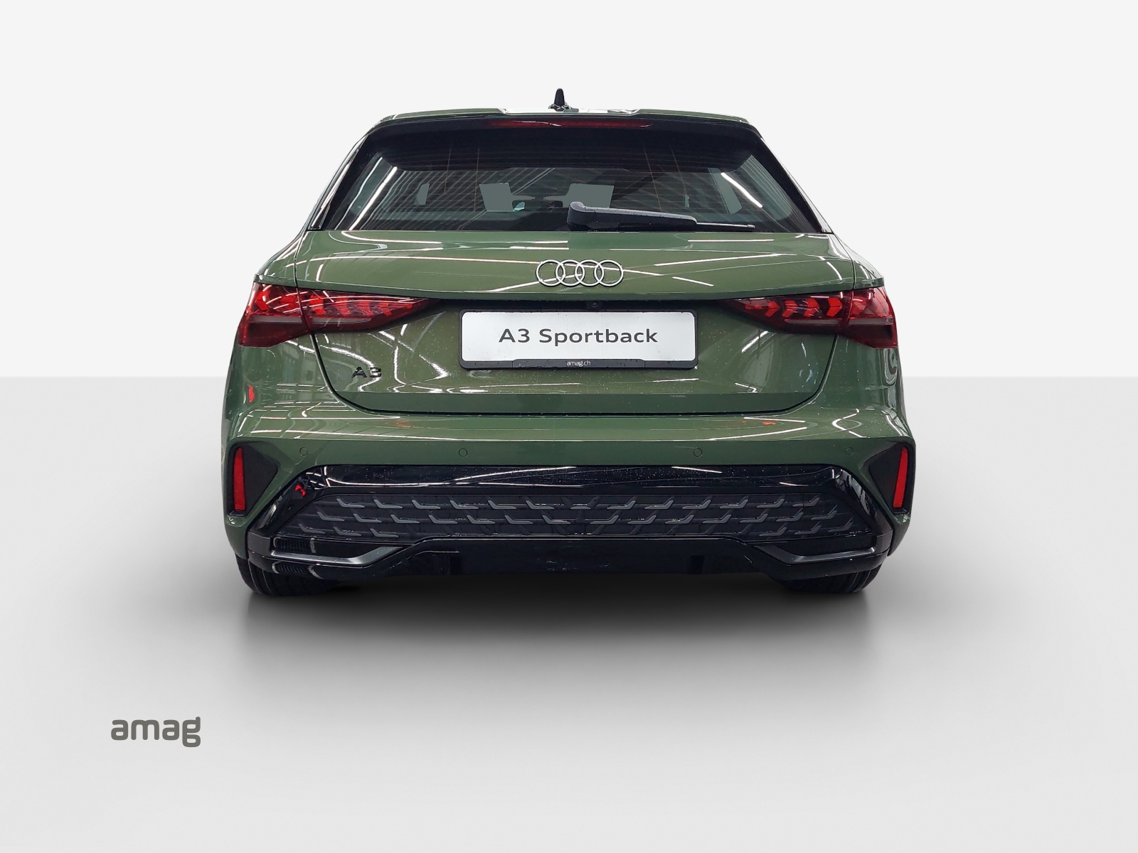 AUDI A3 Sportback TFSI 110 kW S line Attraction S tronic-image-3