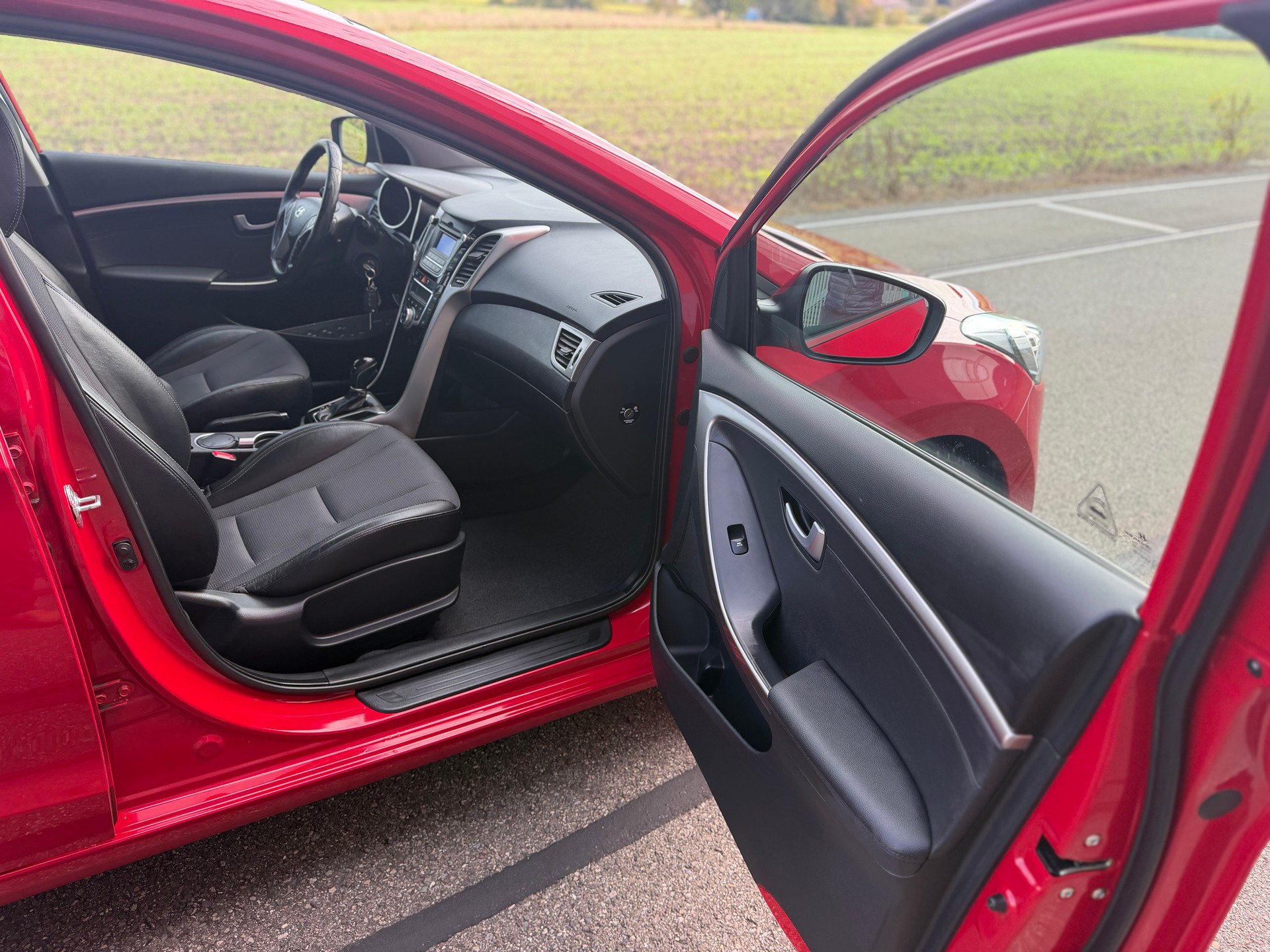HYUNDAI i30 1.4 Comfort-image-10