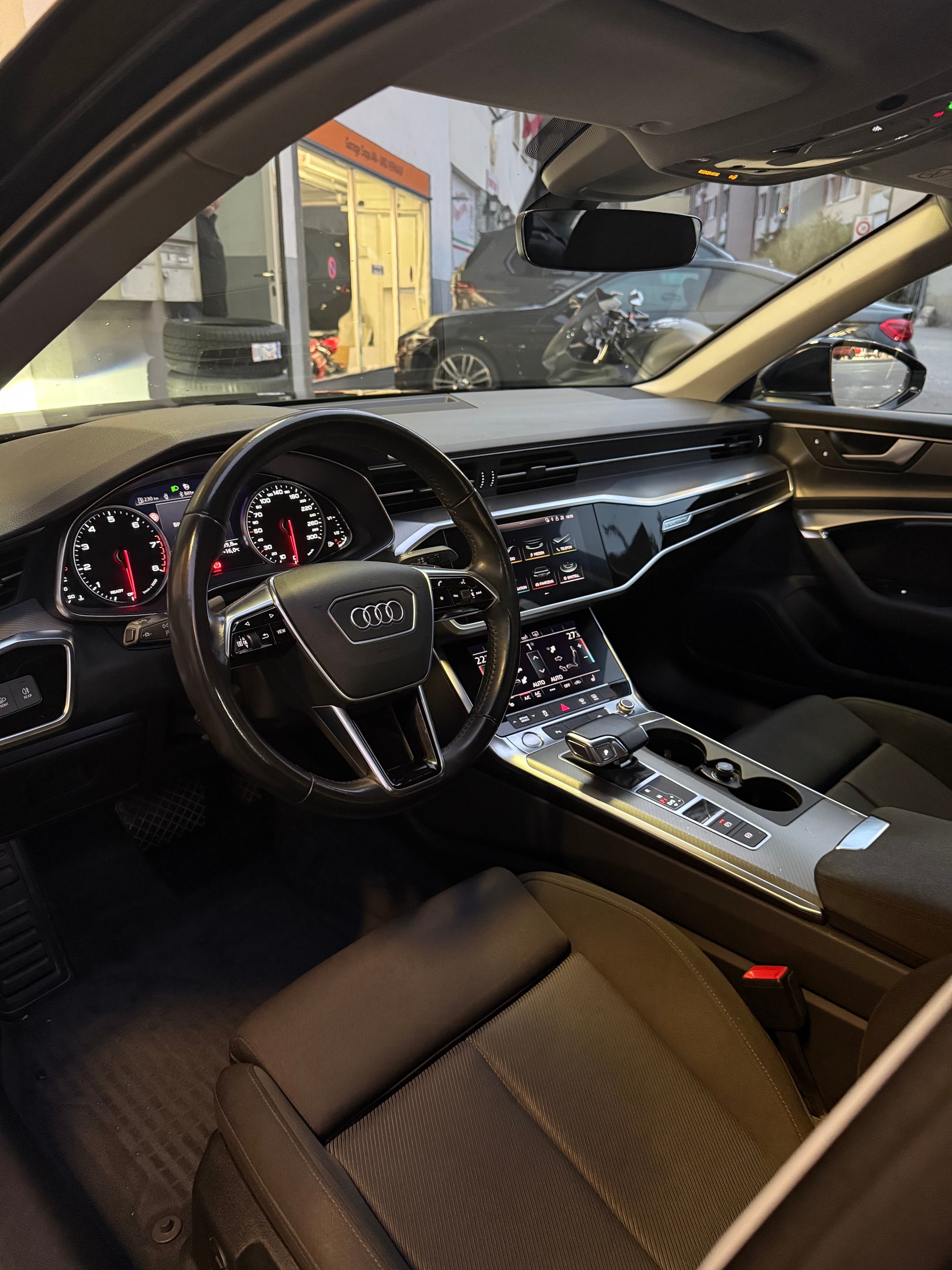 AUDI A6 Limousine 45 TFSI Sport quattro S-tronic-image-5