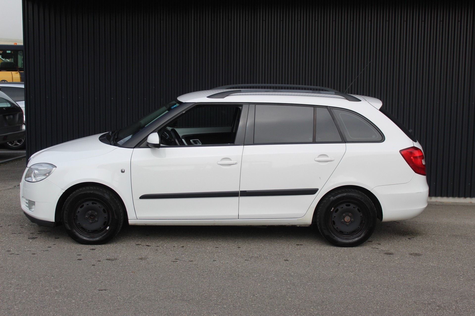SKODA Fabia 1.4 TDI GreenLine-image-5