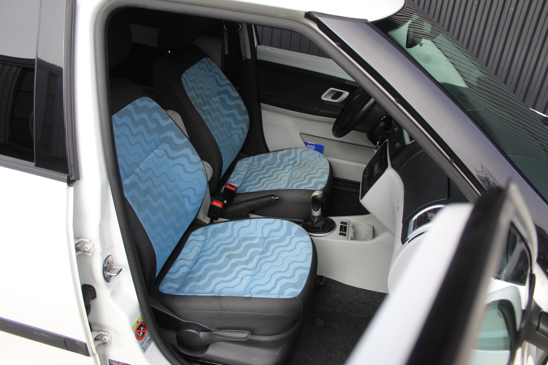 SKODA Fabia 1.4 TDI GreenLine-image-10