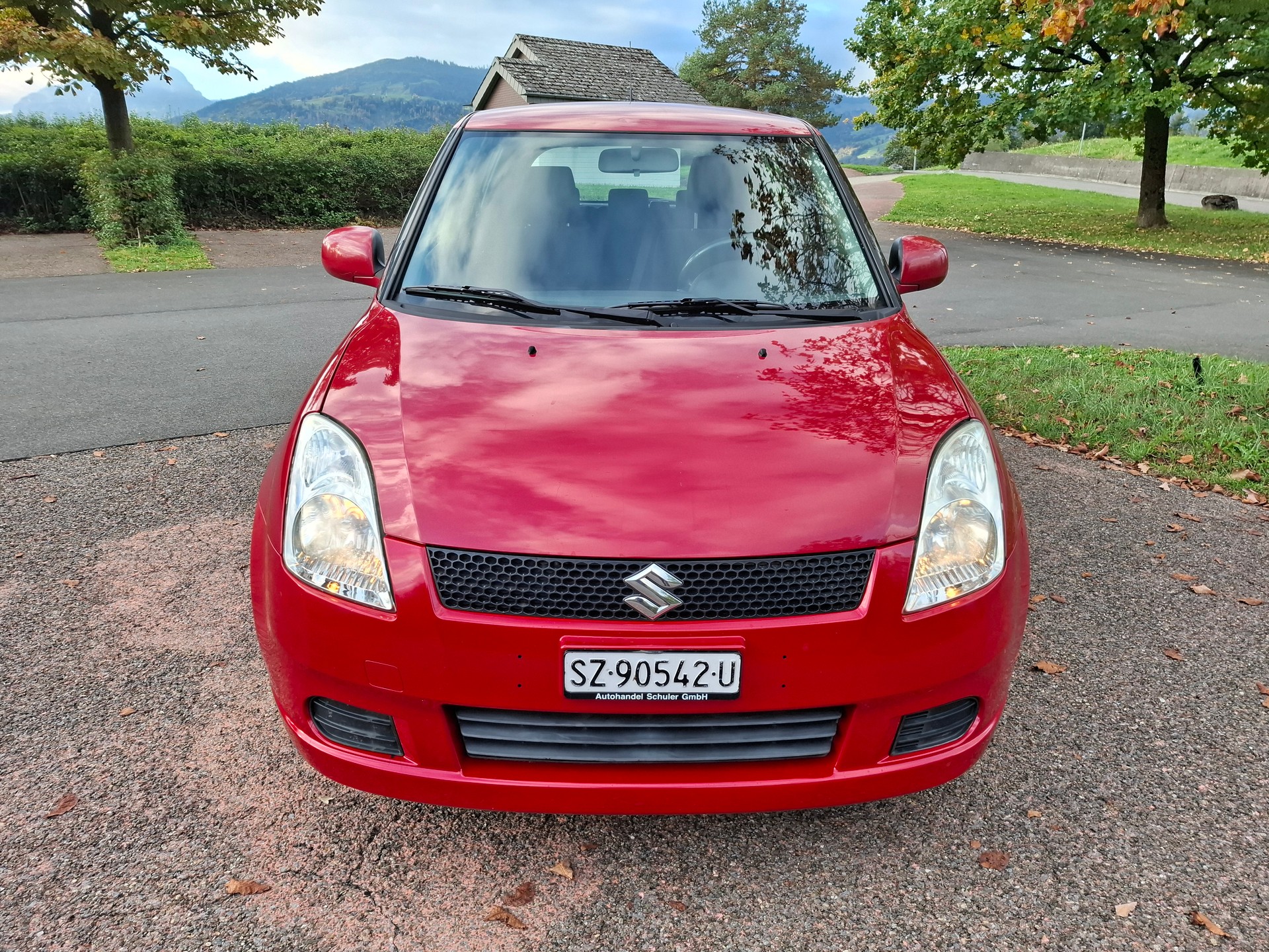 SUZUKI Swift 1.3i 16V GL 4x4-image-1