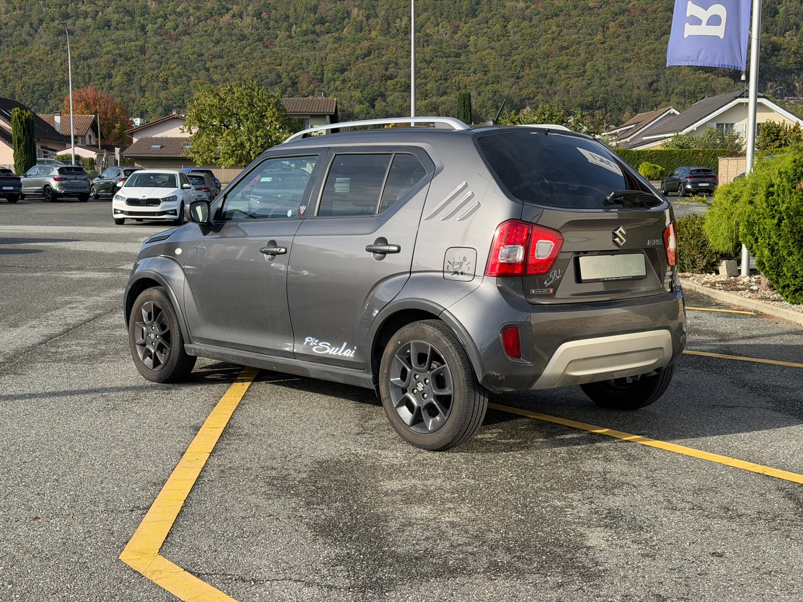 SUZUKI Ignis 1.2i Piz Sulai Hybrid 4x4-image-1