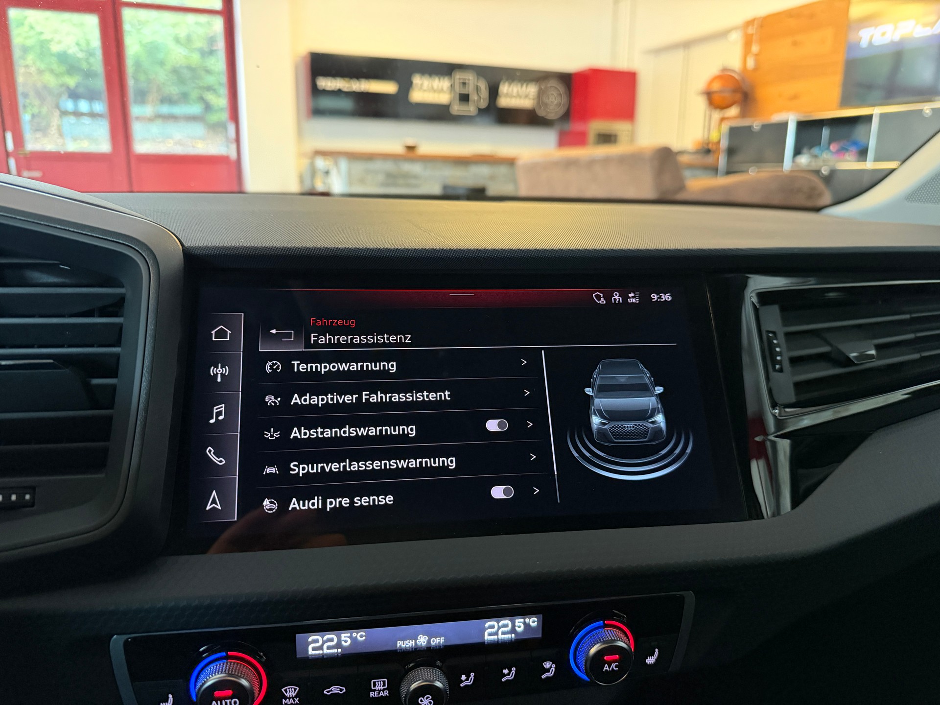 AUDI A1 Sportback 30 TFSI Attraction S-tronic-image-19