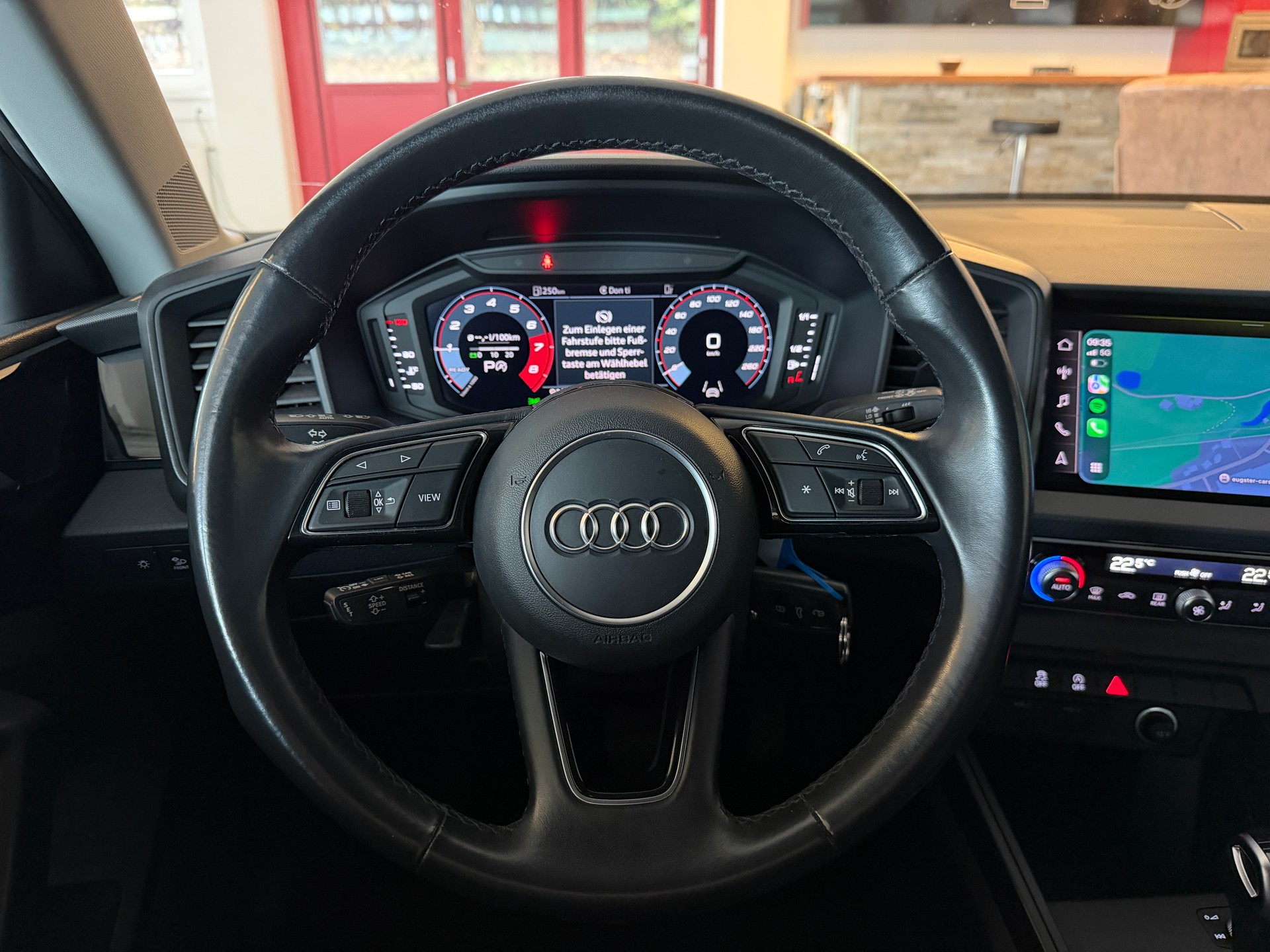 AUDI A1 Sportback 30 TFSI Attraction S-tronic-image-9