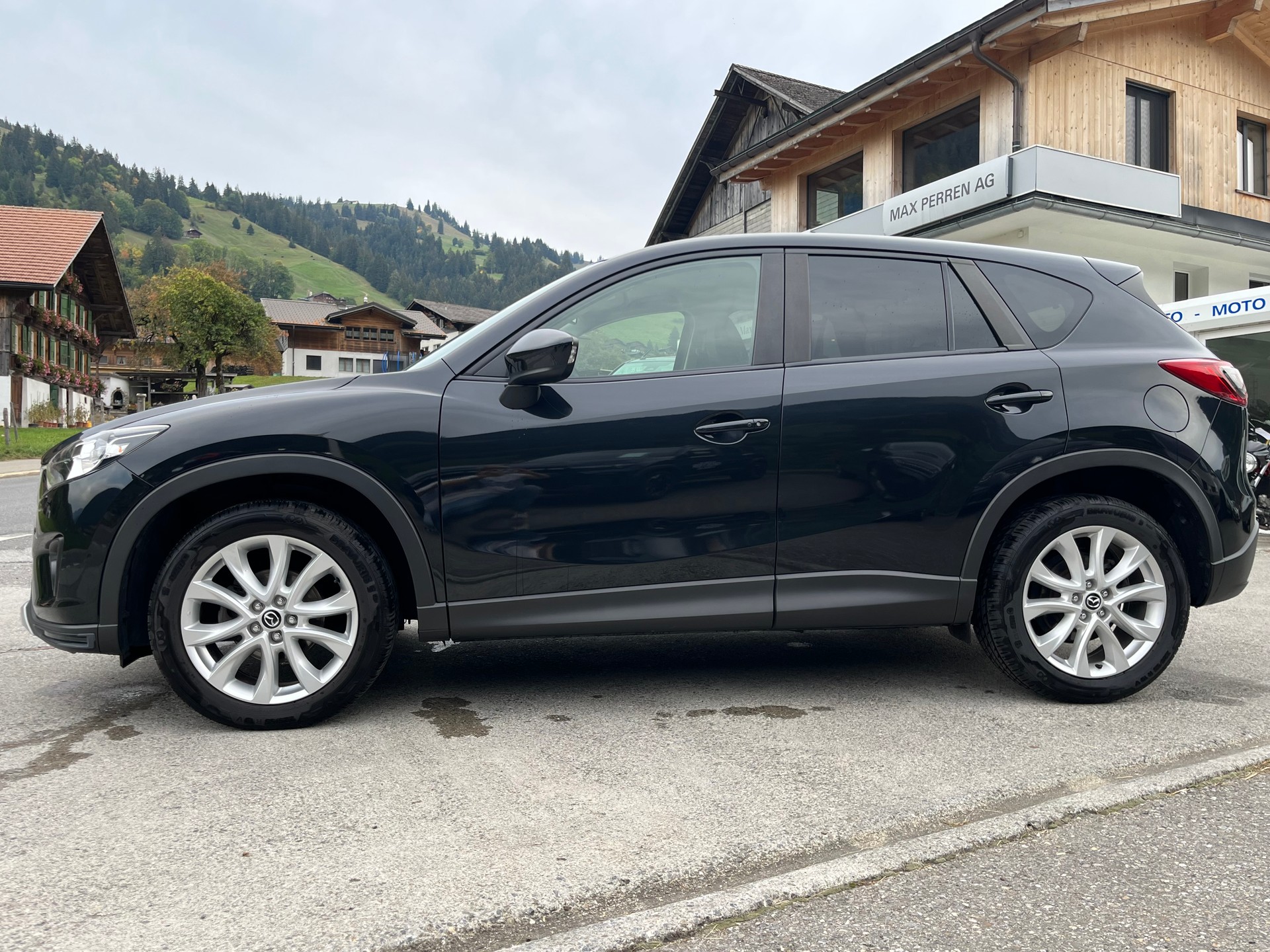 MAZDA CX-5 2.2 D HP Revolution AWD Automatic-image-4
