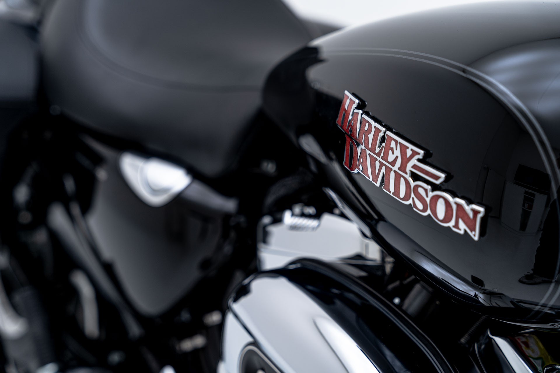 HARLEY-DAVIDSON XL 1200 T Super Low ABS-image-8