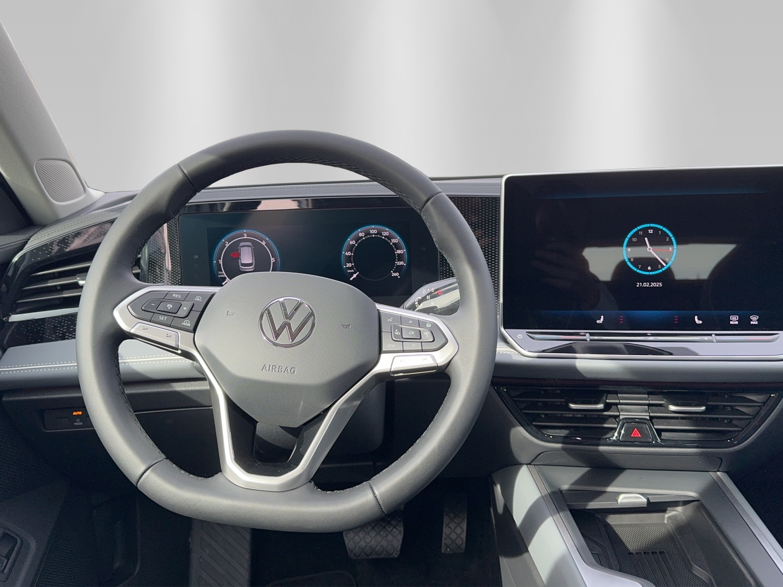 VW Passat Variant 2.0 TDI evo Business DSG-image-4