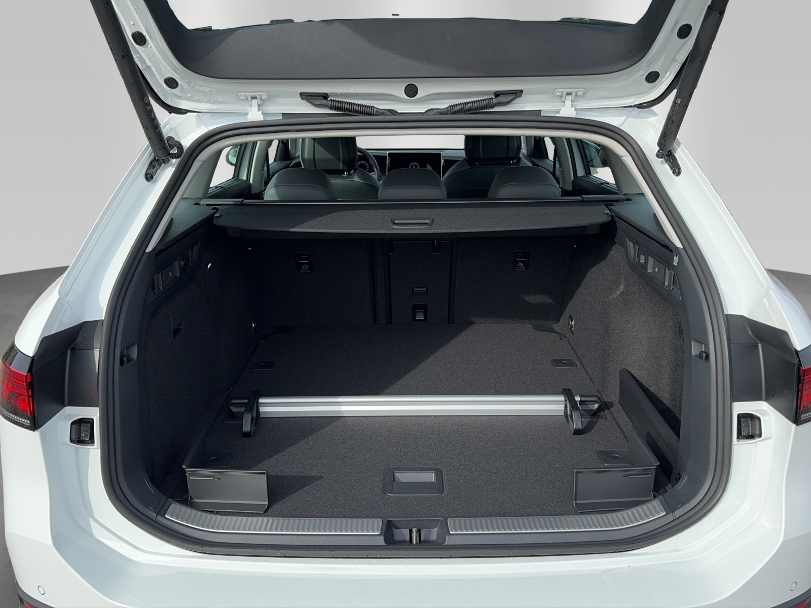 VW Passat Variant 2.0 TDI evo Business DSG-image-3