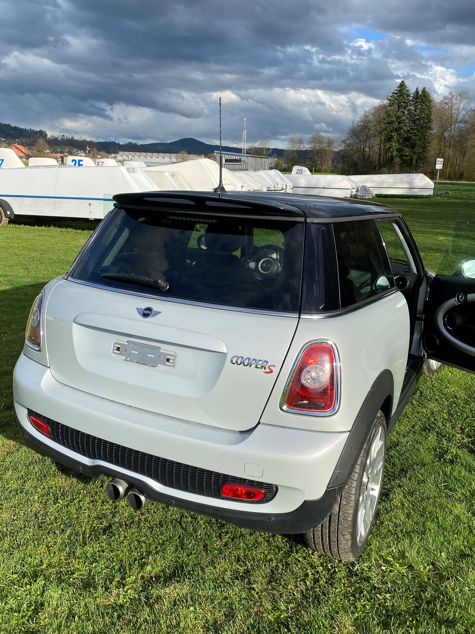 MINI Mini Cooper S 50 Camden-image-7