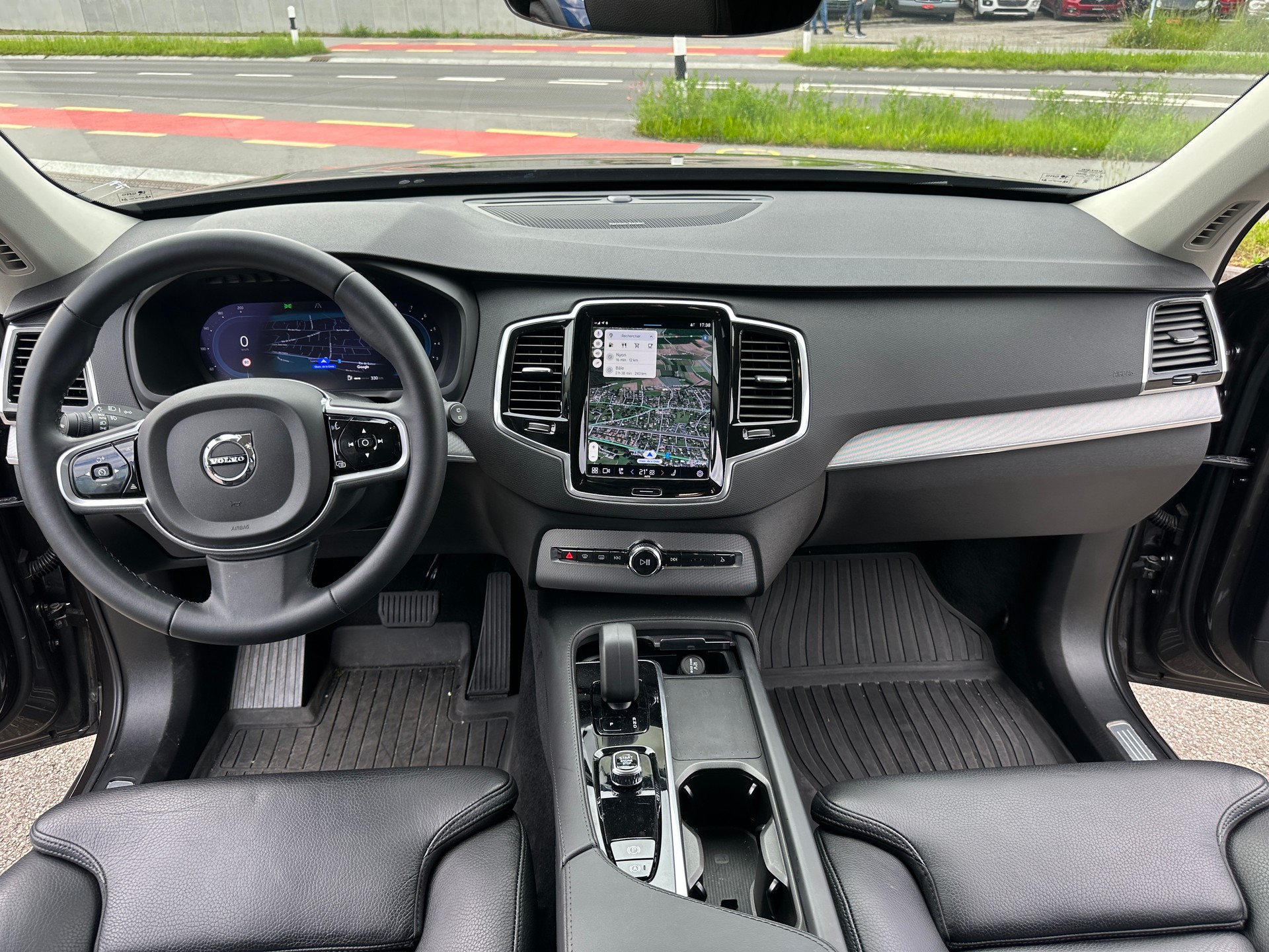 VOLVO XC90 B5 Benzin Mild Hybrid AWD Plus Dark Geartronic-image-7