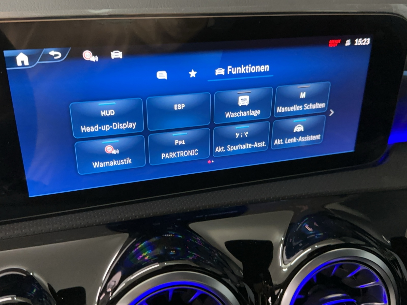MERCEDES-BENZ A 250 4Matic 8G-DCT-image-10