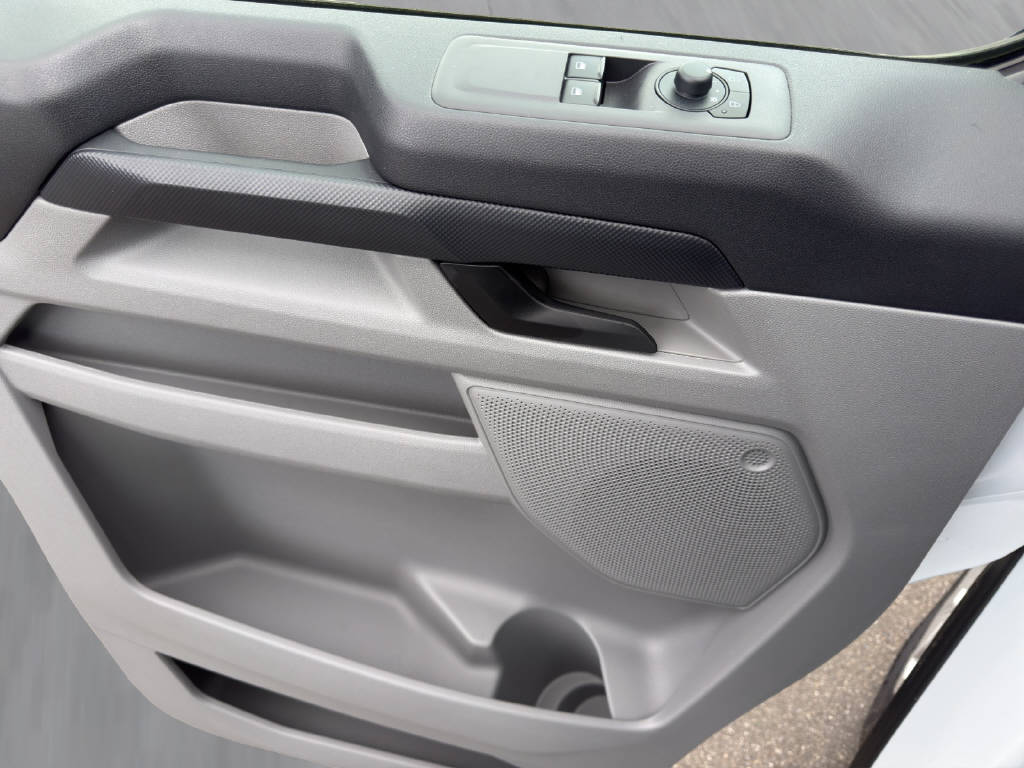 FORD Transit Custom Van 320 L1 2.0 EcoBlue 136 Trend-image-9