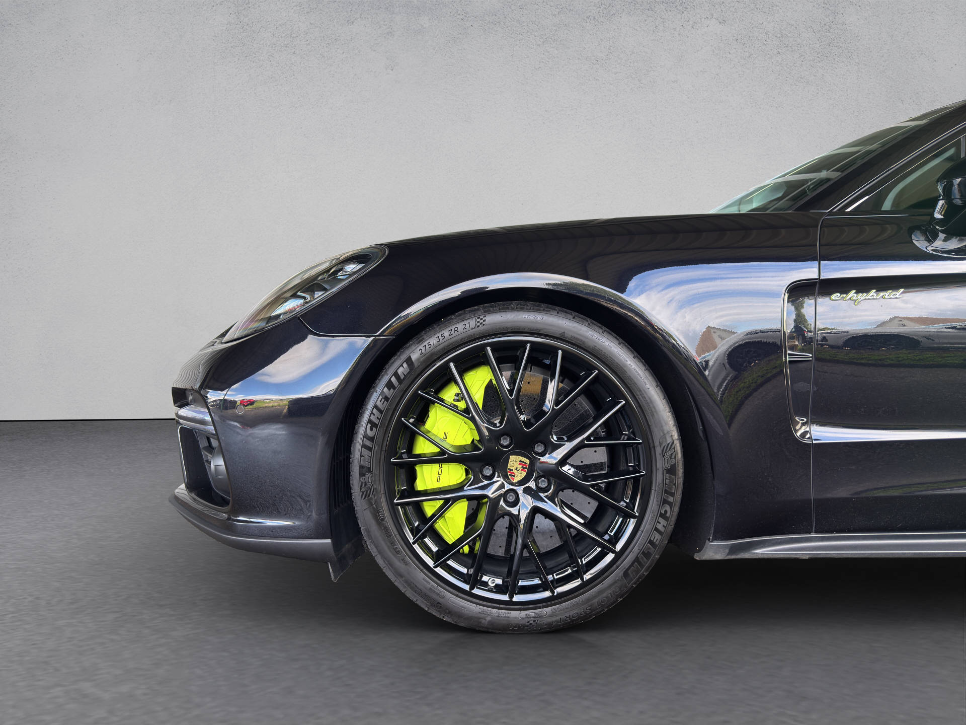 PORSCHE Panamera Turbo S E-Hybrid Sport Turismo-image-13