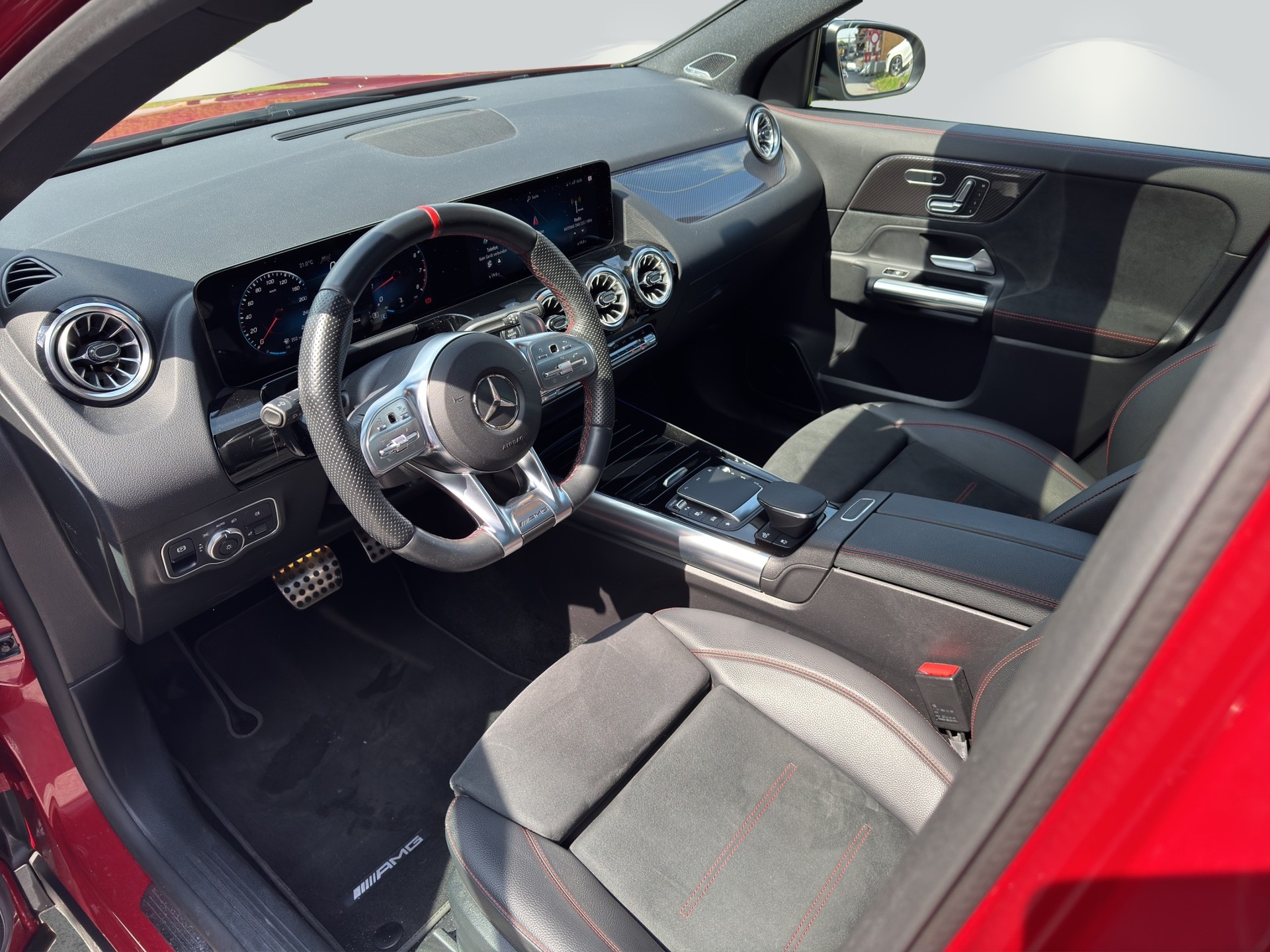 MERCEDES-BENZ GLA 35 AMG 4Matic-image-7