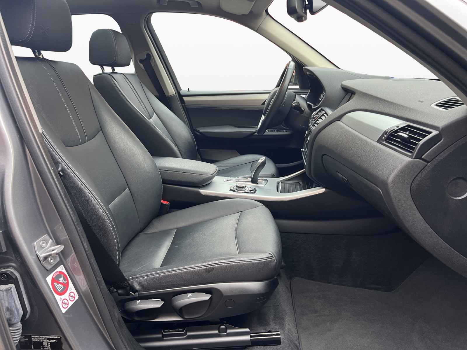 BMW X3 xDrive 20i Steptronic-image-14