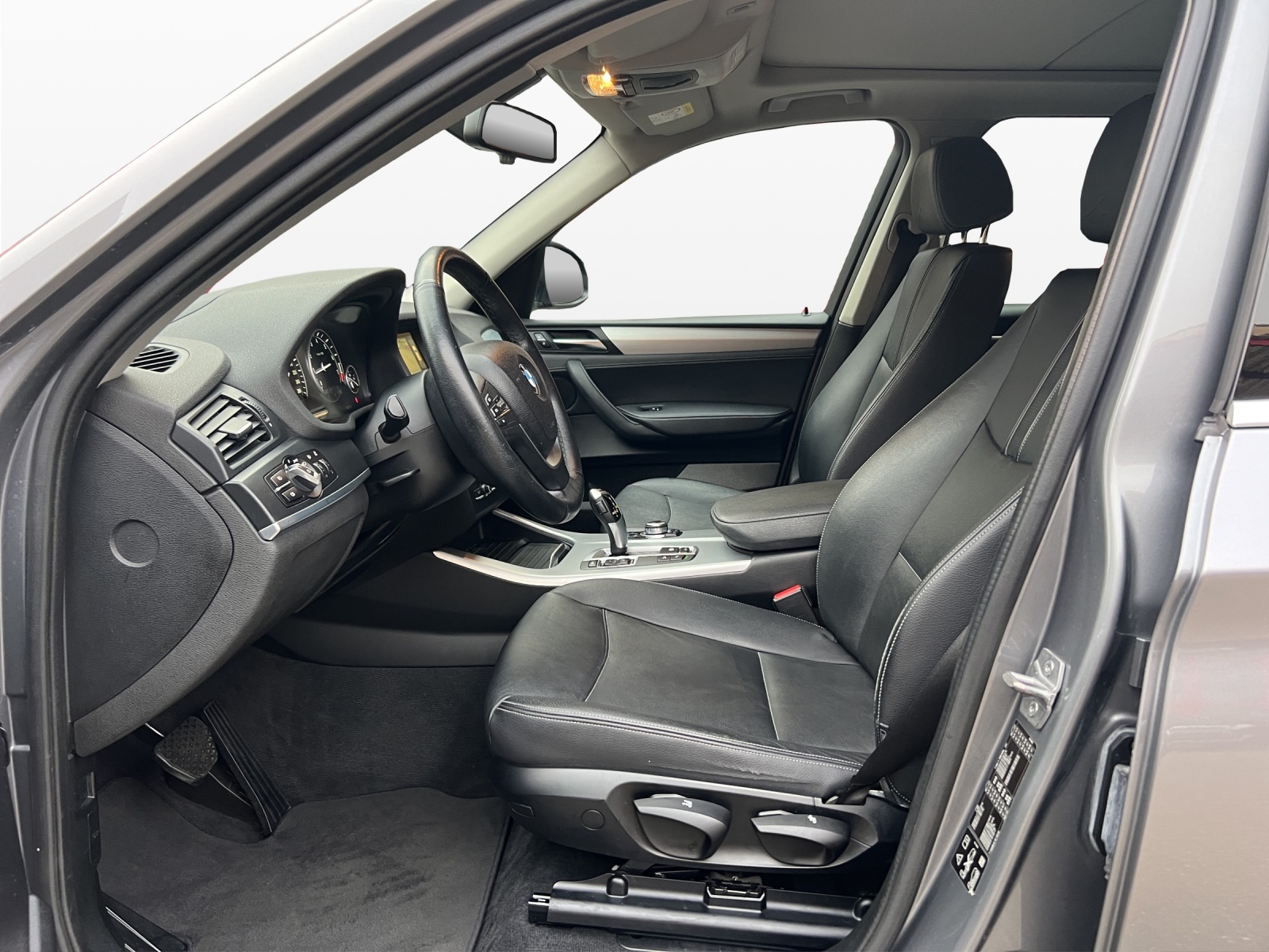 BMW X3 xDrive 20i Steptronic-image-8
