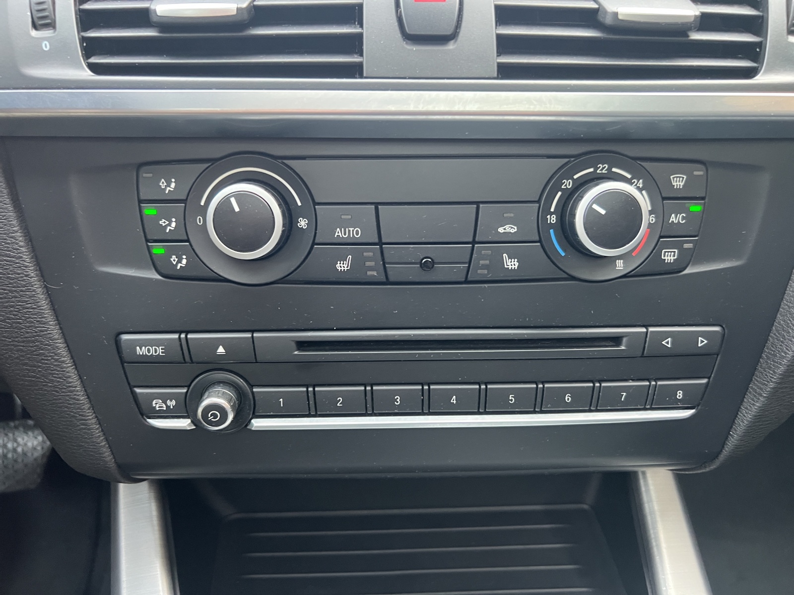 BMW X3 xDrive 20i Steptronic-image-23
