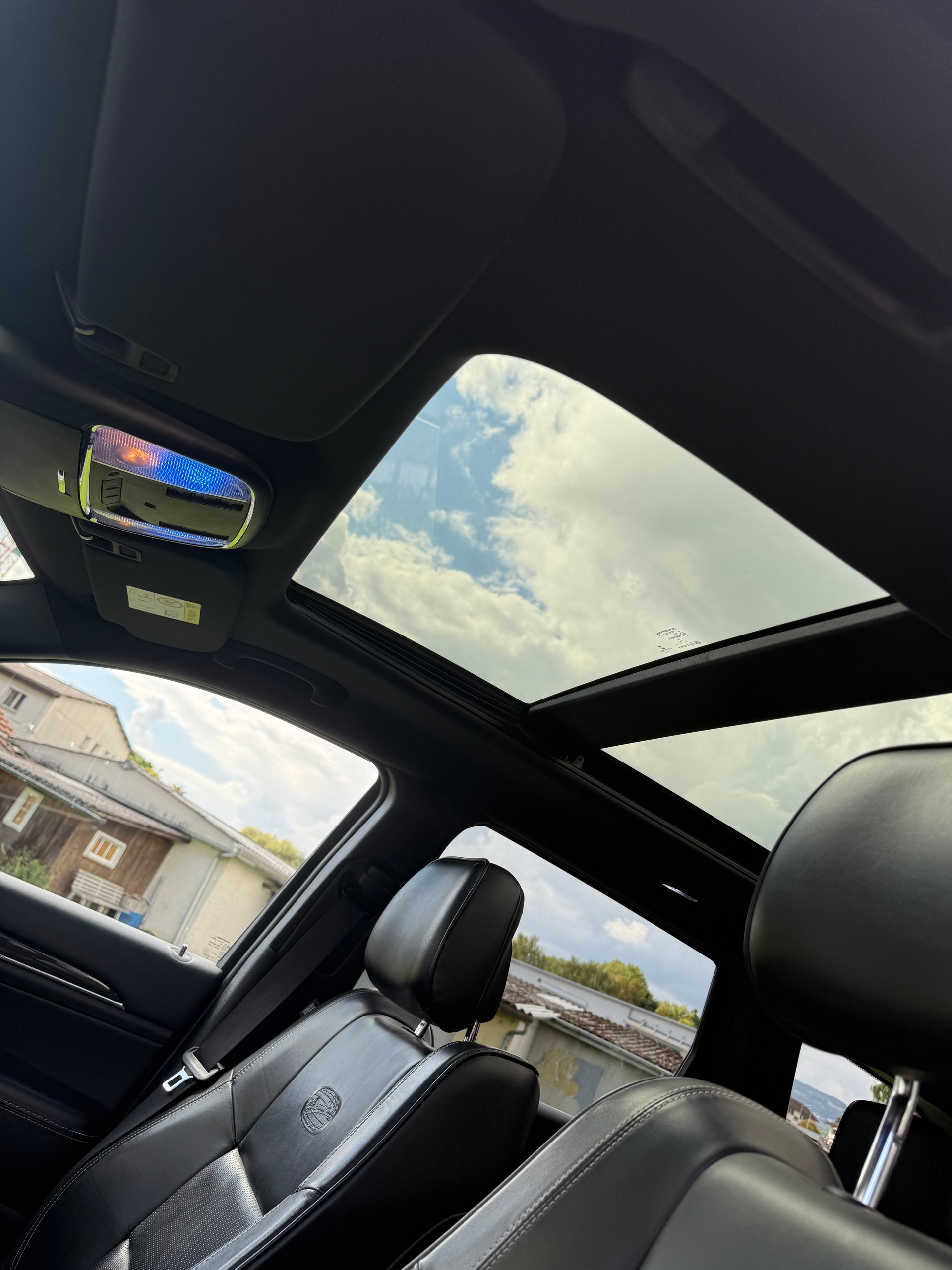JEEP Grand Cherokee 3.0 CRD Overland Automatic-image-5
