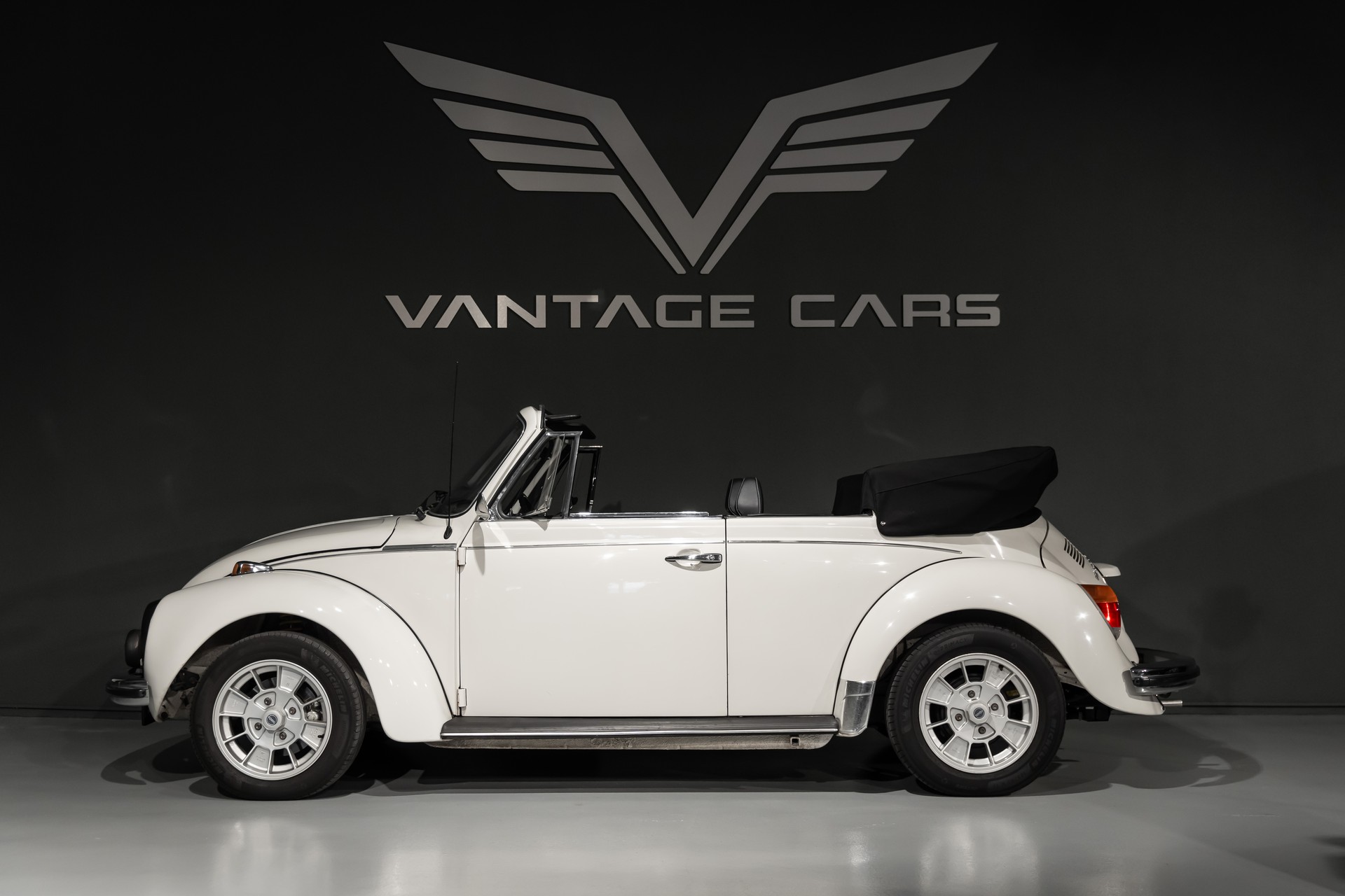 VW Käfer mit Tesla Elektro Antrieb-showroom-element-1