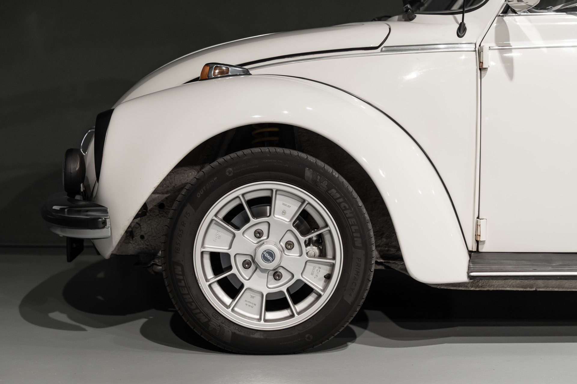 VW Käfer mit Tesla Elektro Antrieb-showroom-element-3
