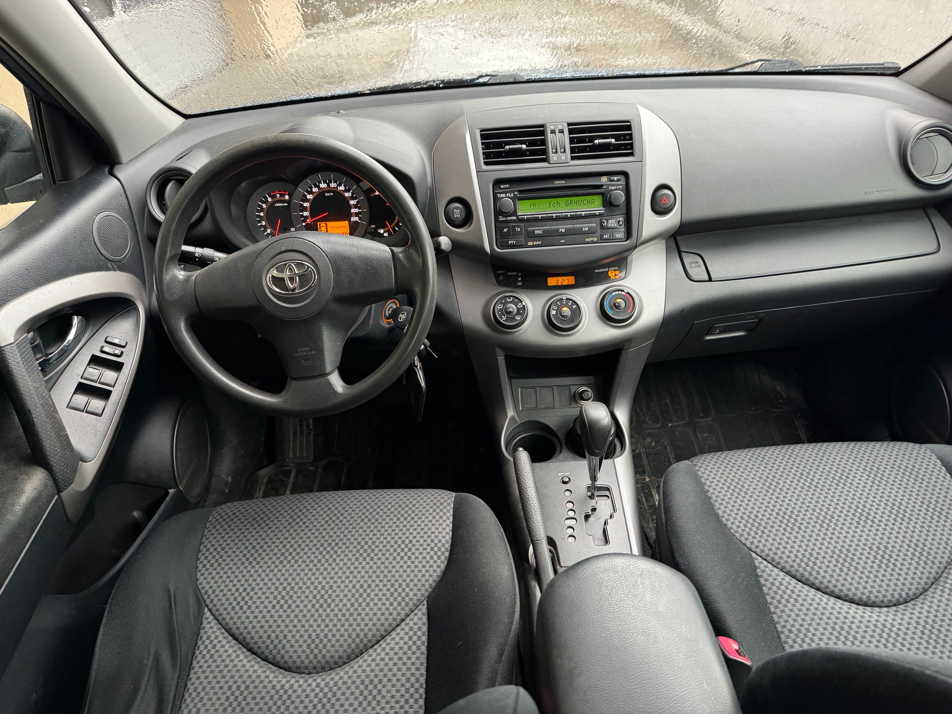 TOYOTA RAV-4 2.0 16V Linea Terra-image-8