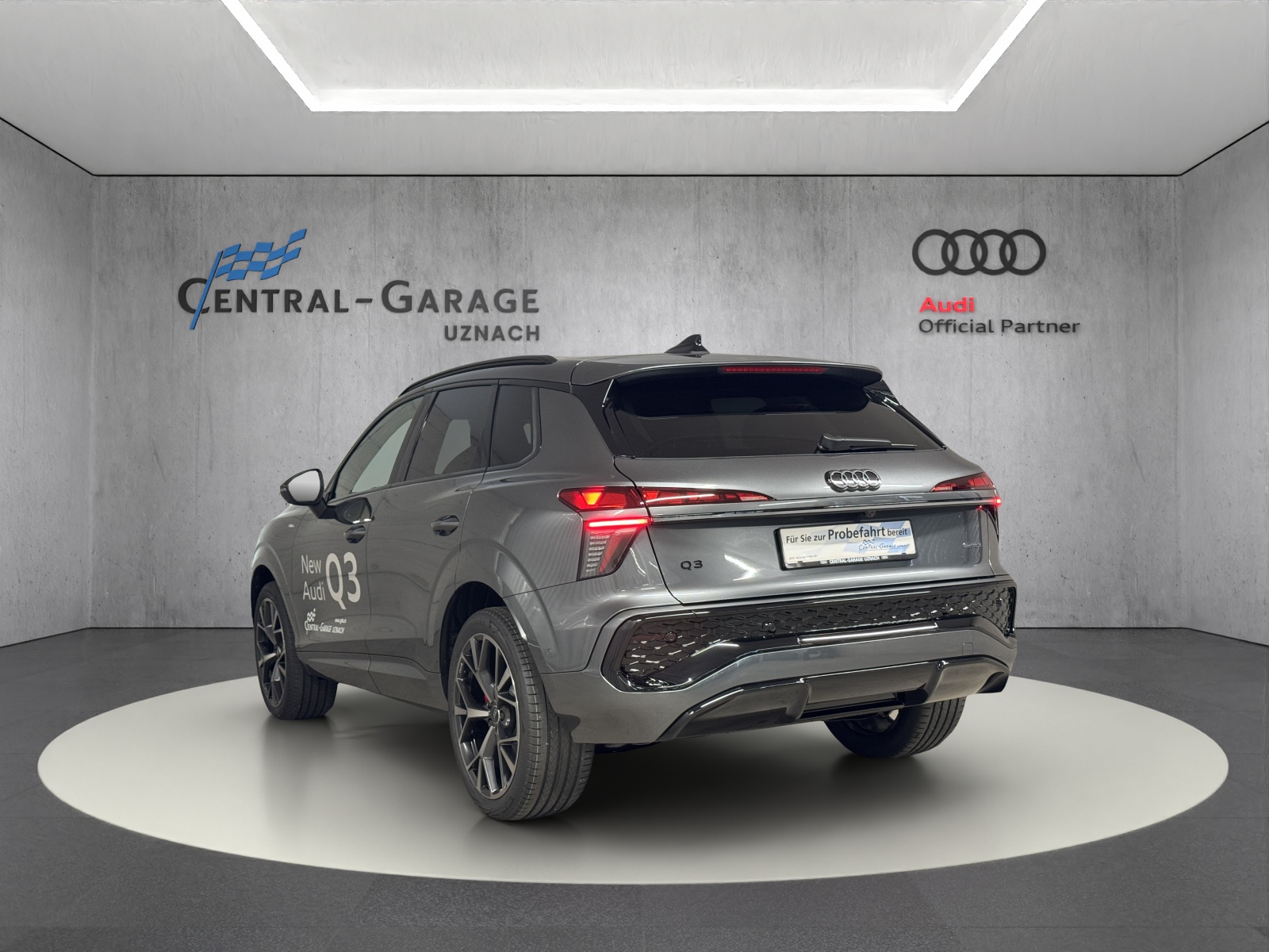 AUDI Q3 SUV TFSI quattro 195 kW S tronic-image-2