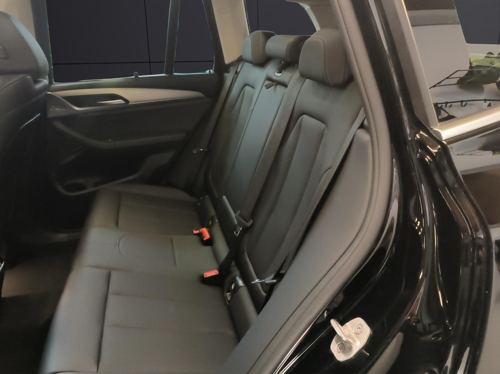 BMW X3 30e xDrive SAG-image-12