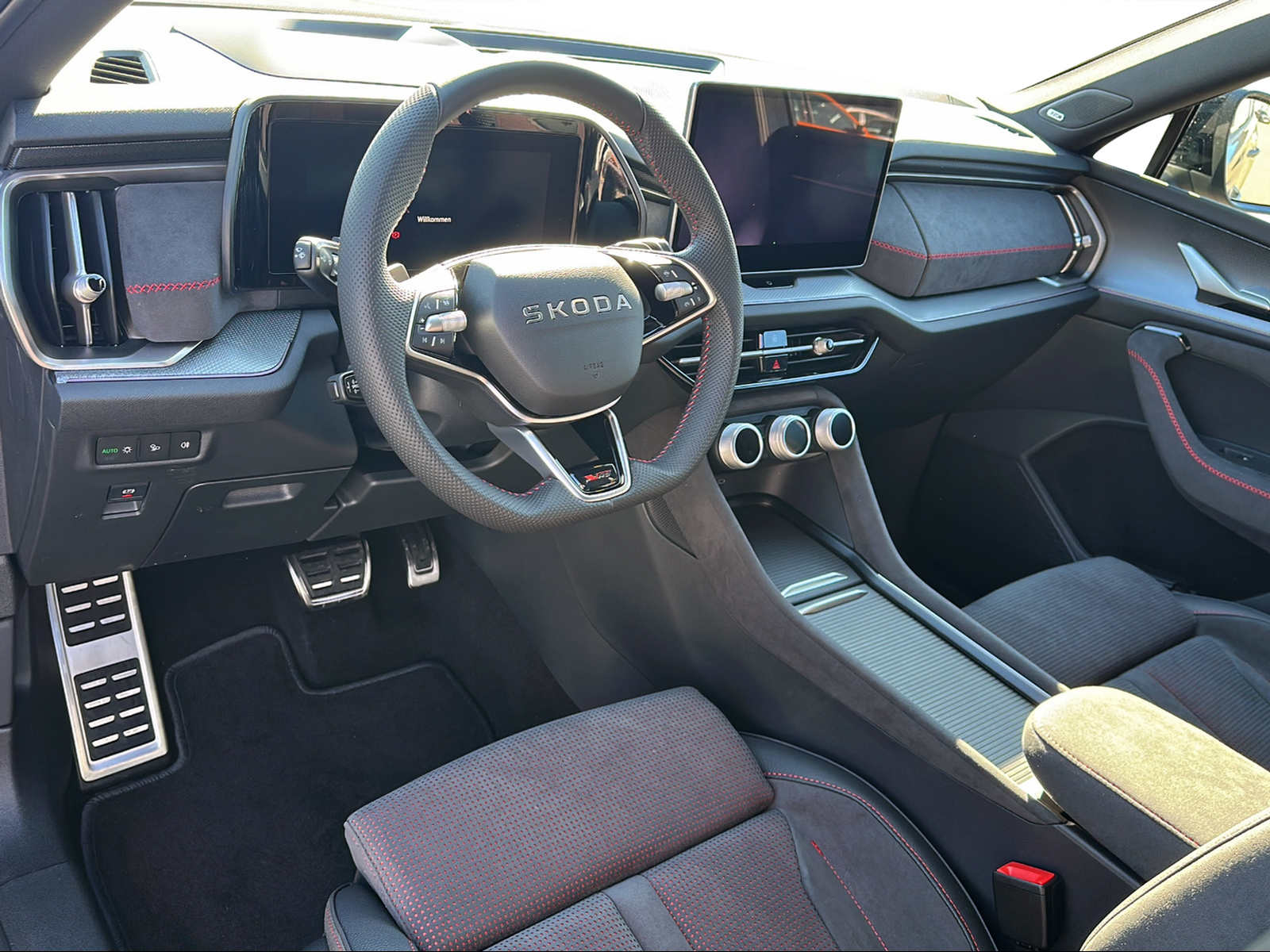 SKODA Kodiaq 2.0 TSI RS 4x4-showroom-element-3