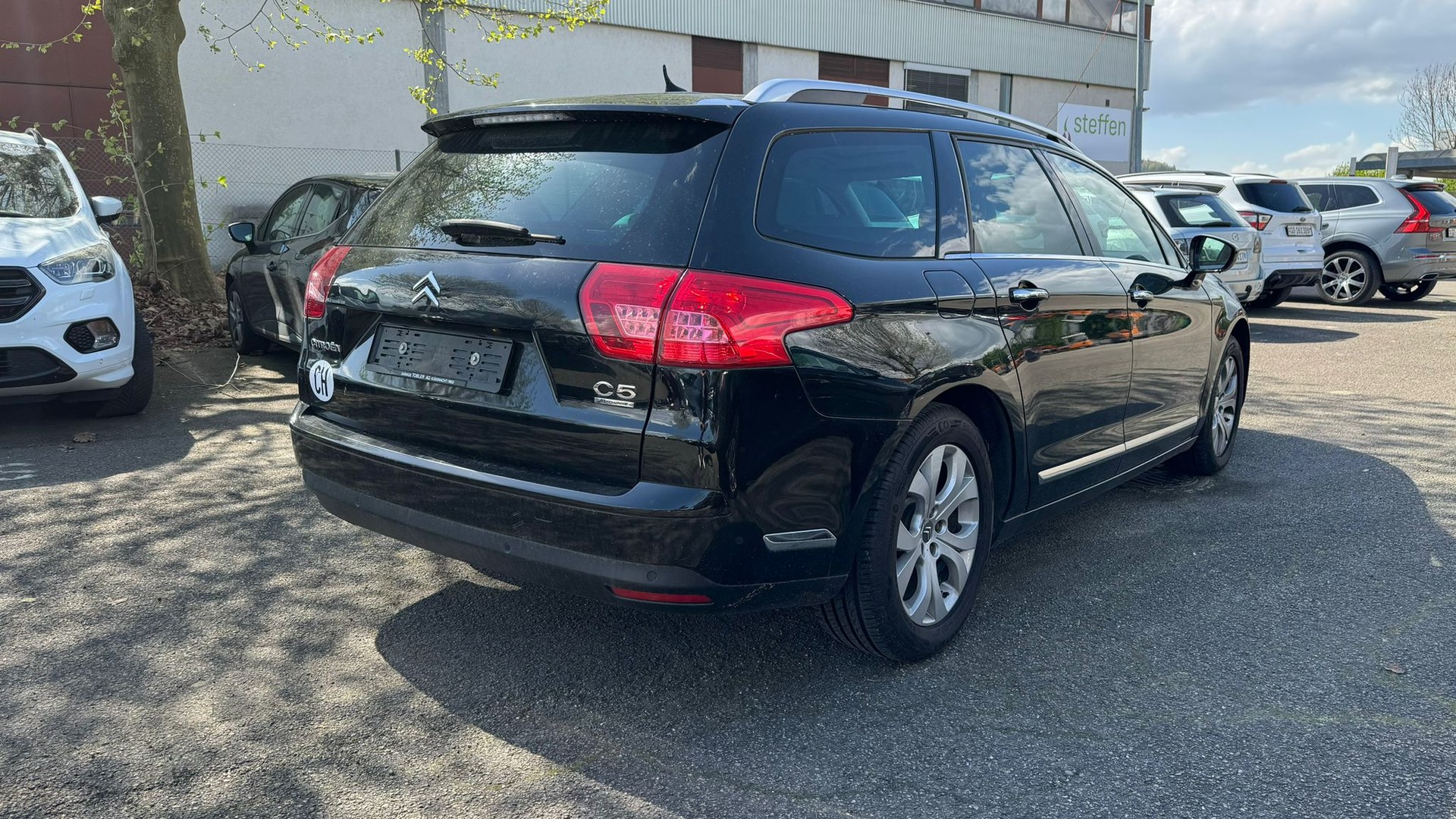 CITROEN C5 Tourer 1.6 Turbo Exclusive Automatic-image-3