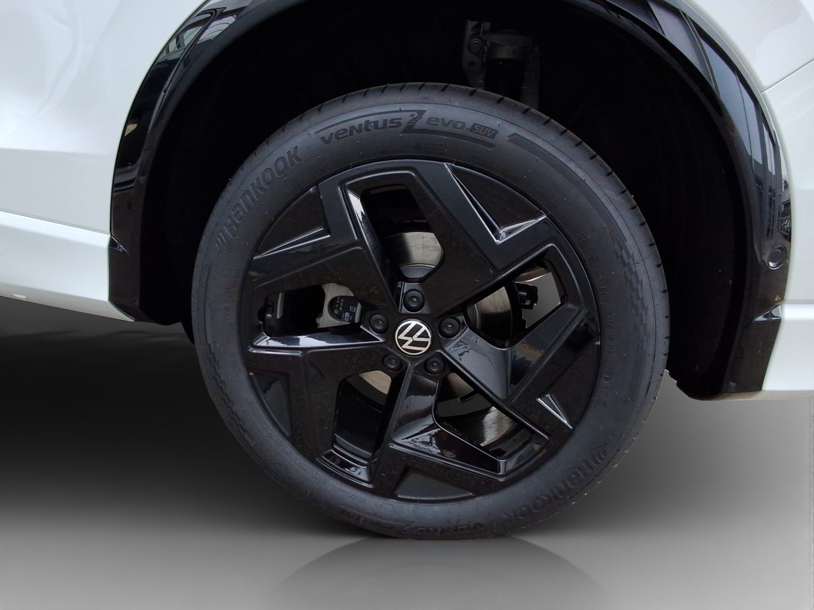 VW Tiguan 2.0 TSI DSG R-Line 4Motion-image-14