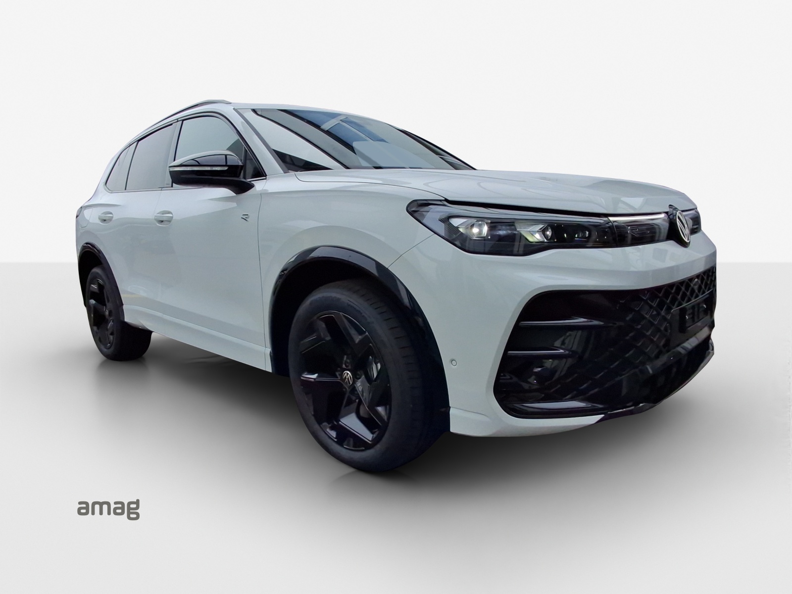 VW Tiguan 2.0 TSI DSG R-Line 4Motion-image-5