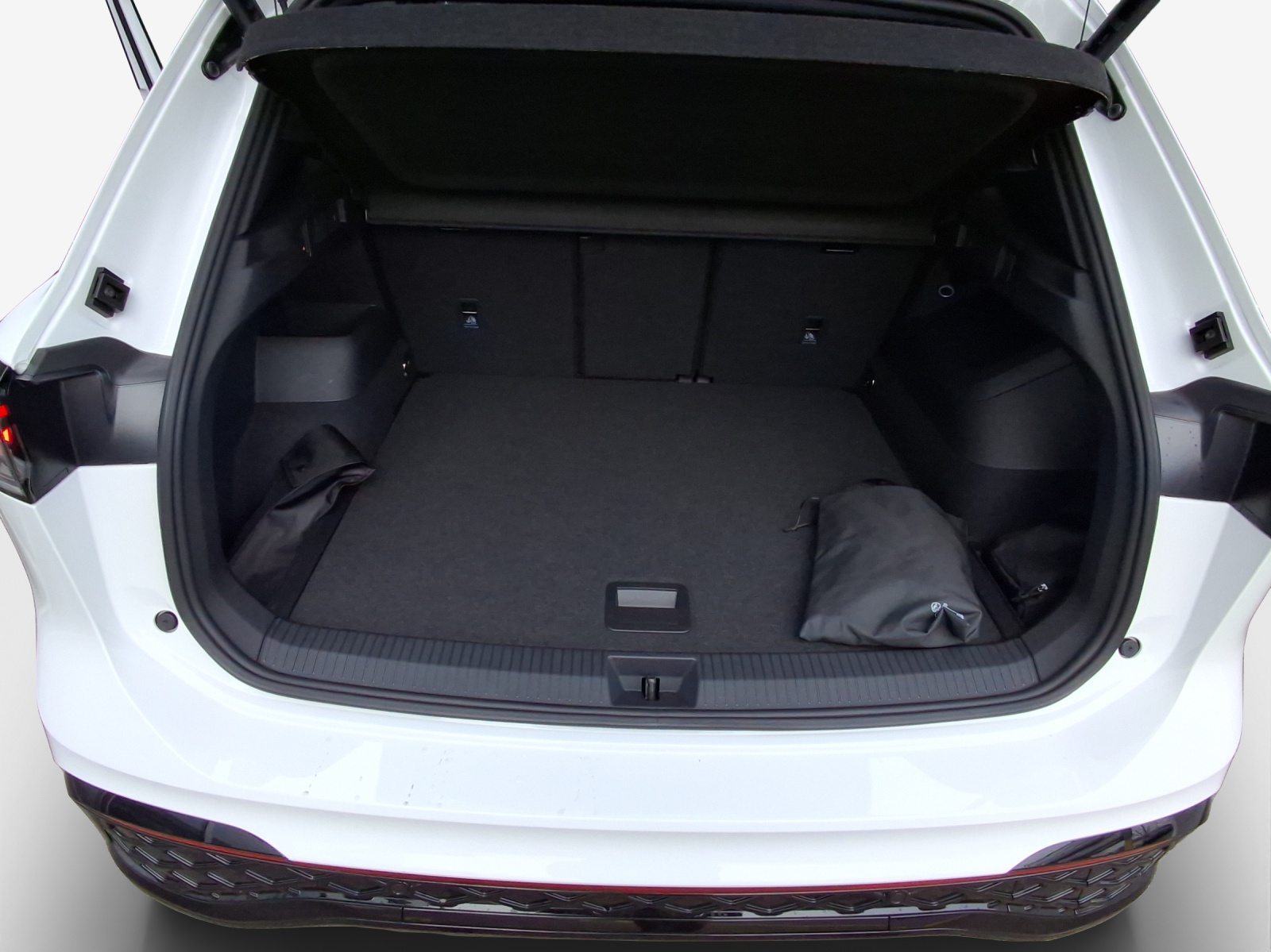 VW Tiguan 2.0 TSI DSG R-Line 4Motion-image-12